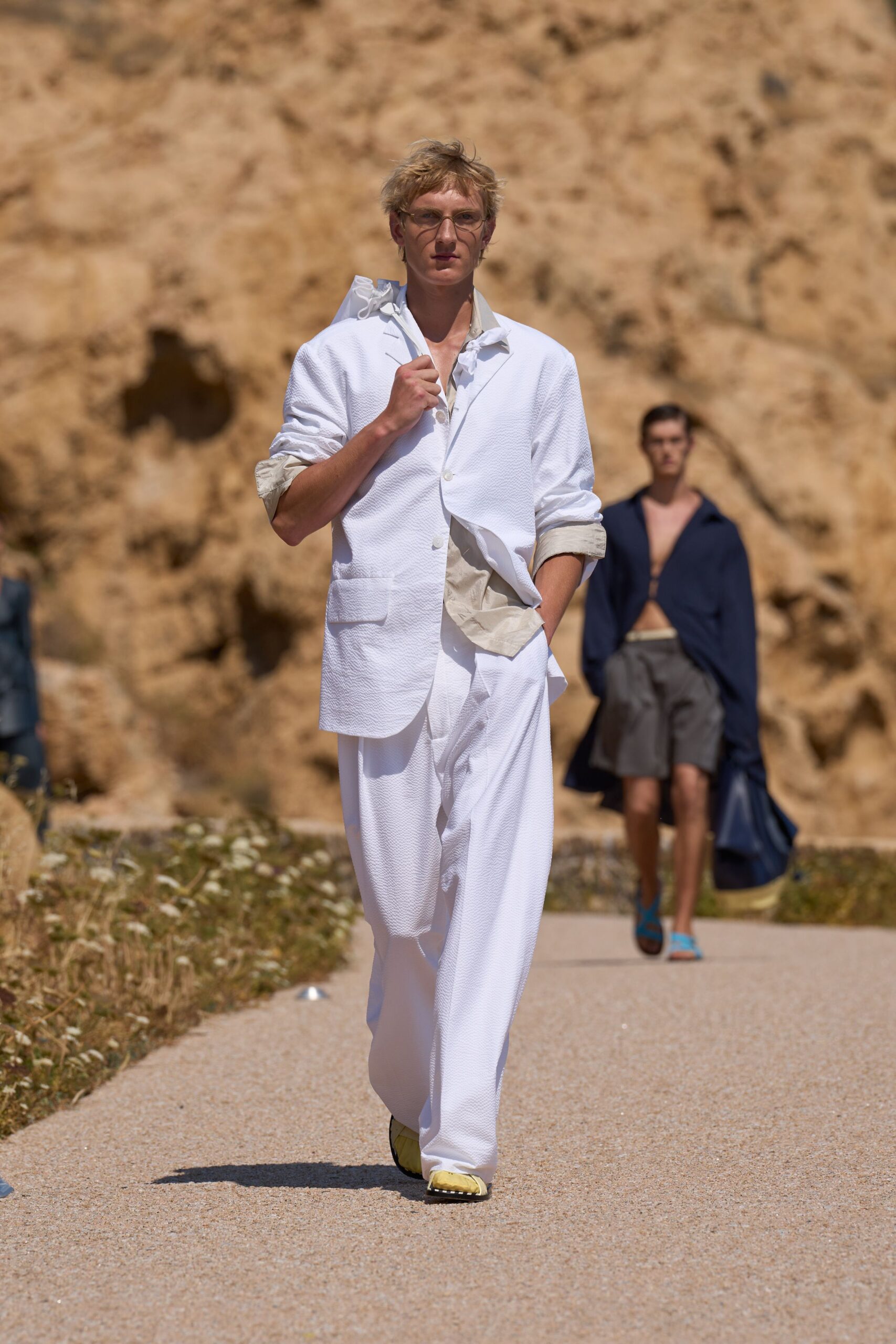 white cotton long-sleeve collared relaxed suit