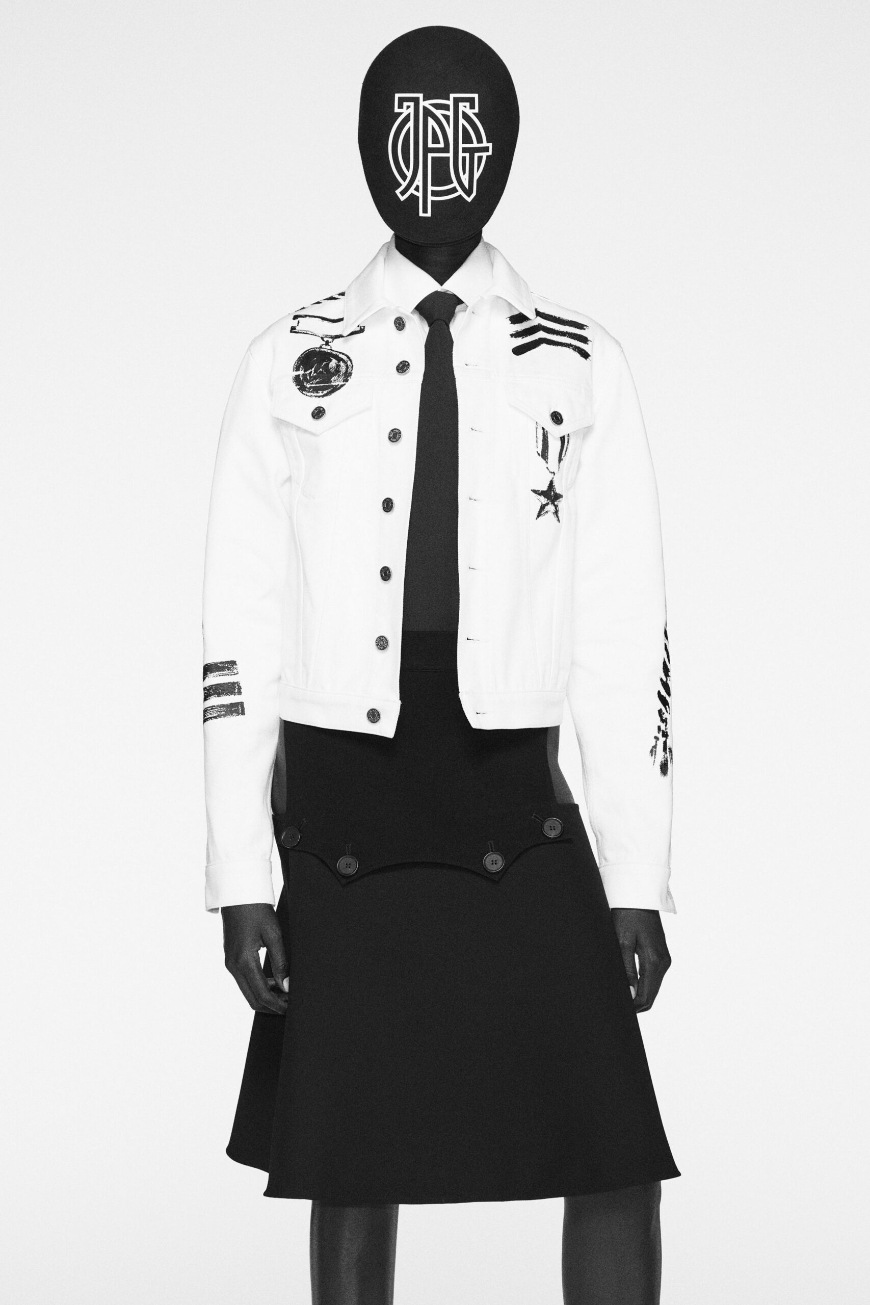 white denim long-sleeve collared fitted buttoned embroidered jacket