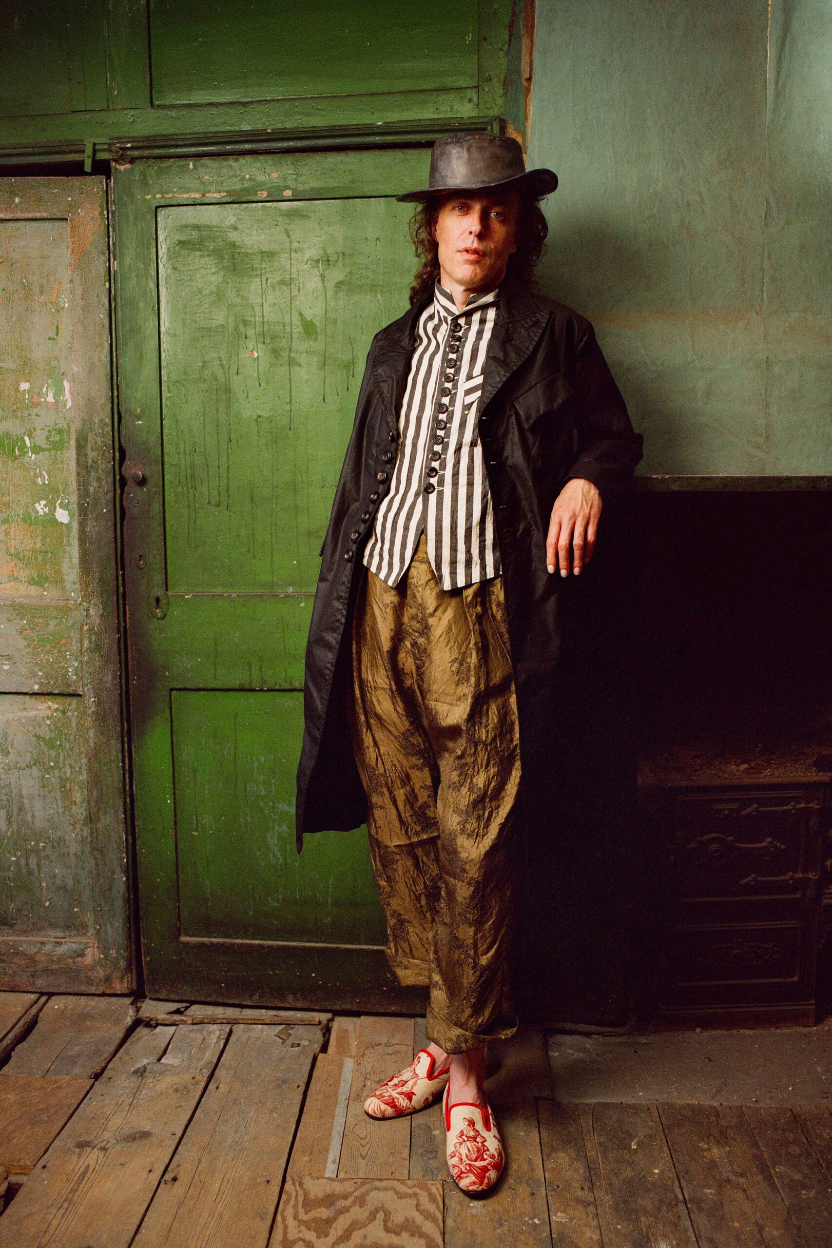 gold silk relaxed pleated pants