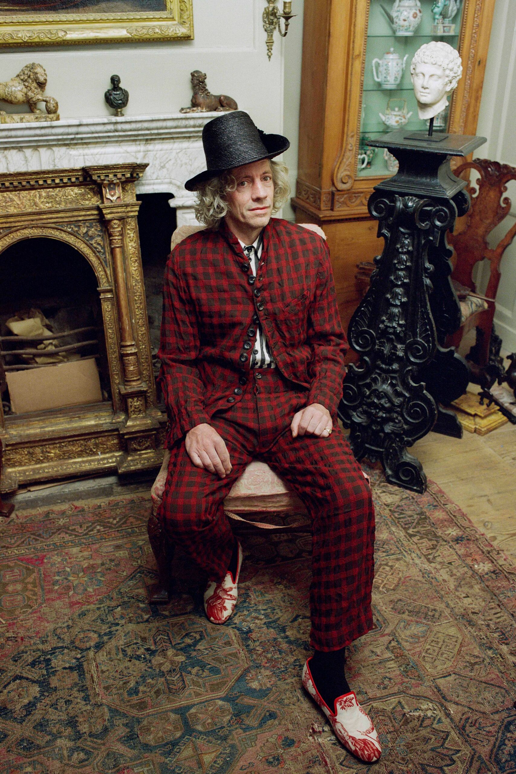 red cotton long-sleeve collared fitted checked suit