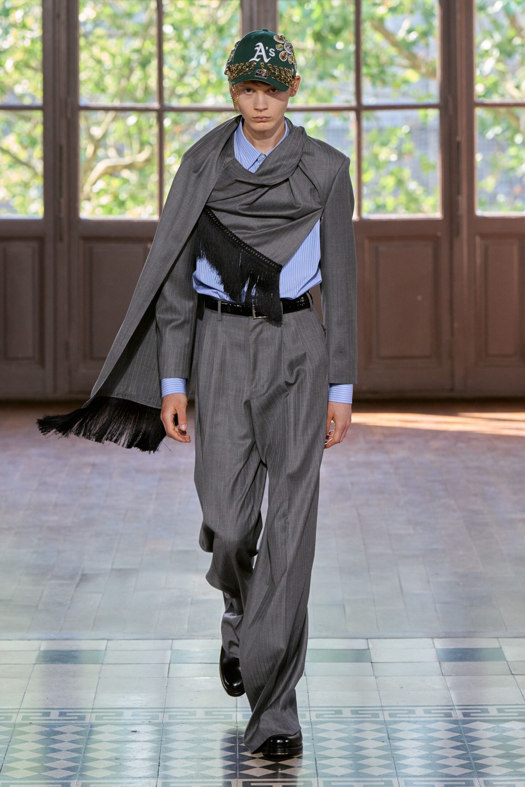 gray tailored pants with blue shirt