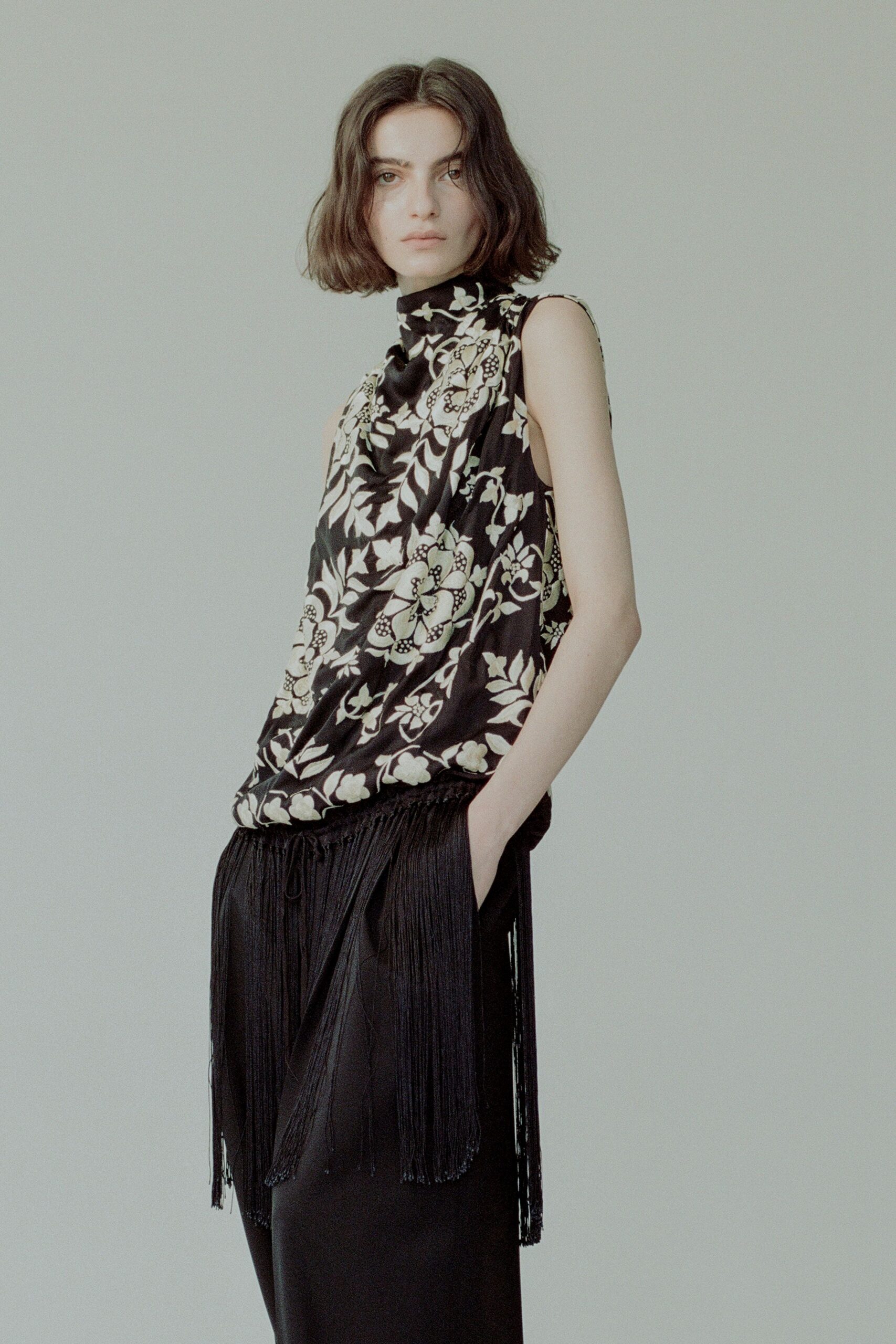 black cotton fitted straight-leg skirt