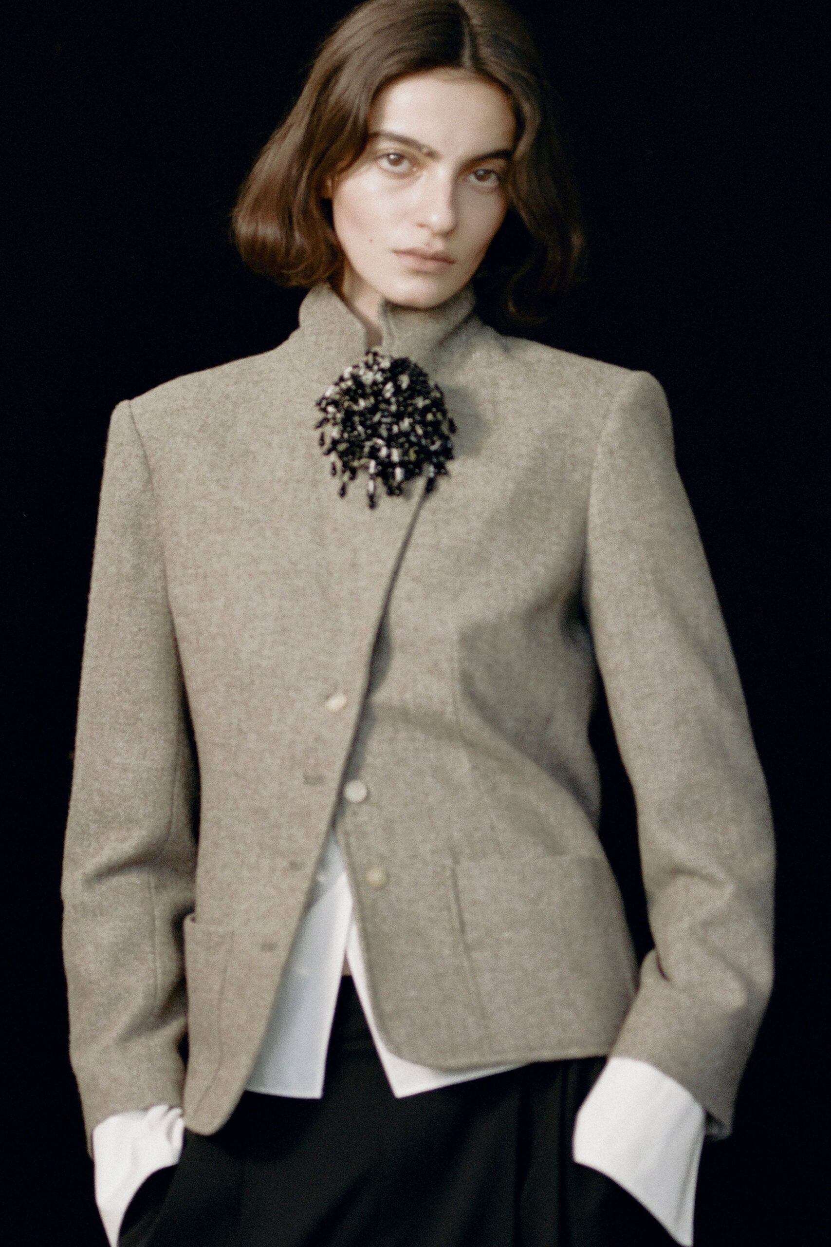 gray tweed long-sleeve collared structured buttoned blazer