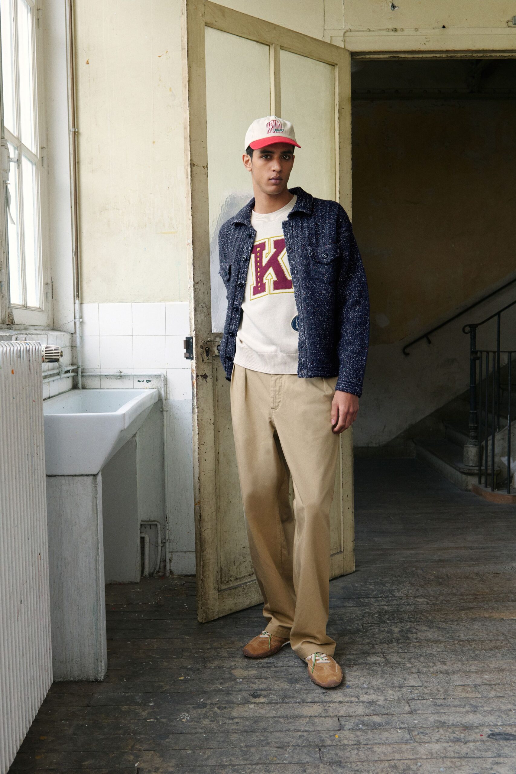 blue denim long-sleeve collared relaxed jacket