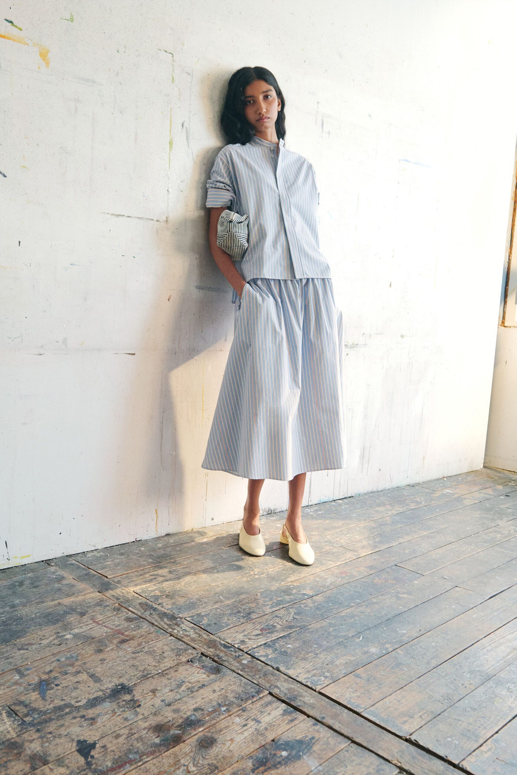beige leather shoes