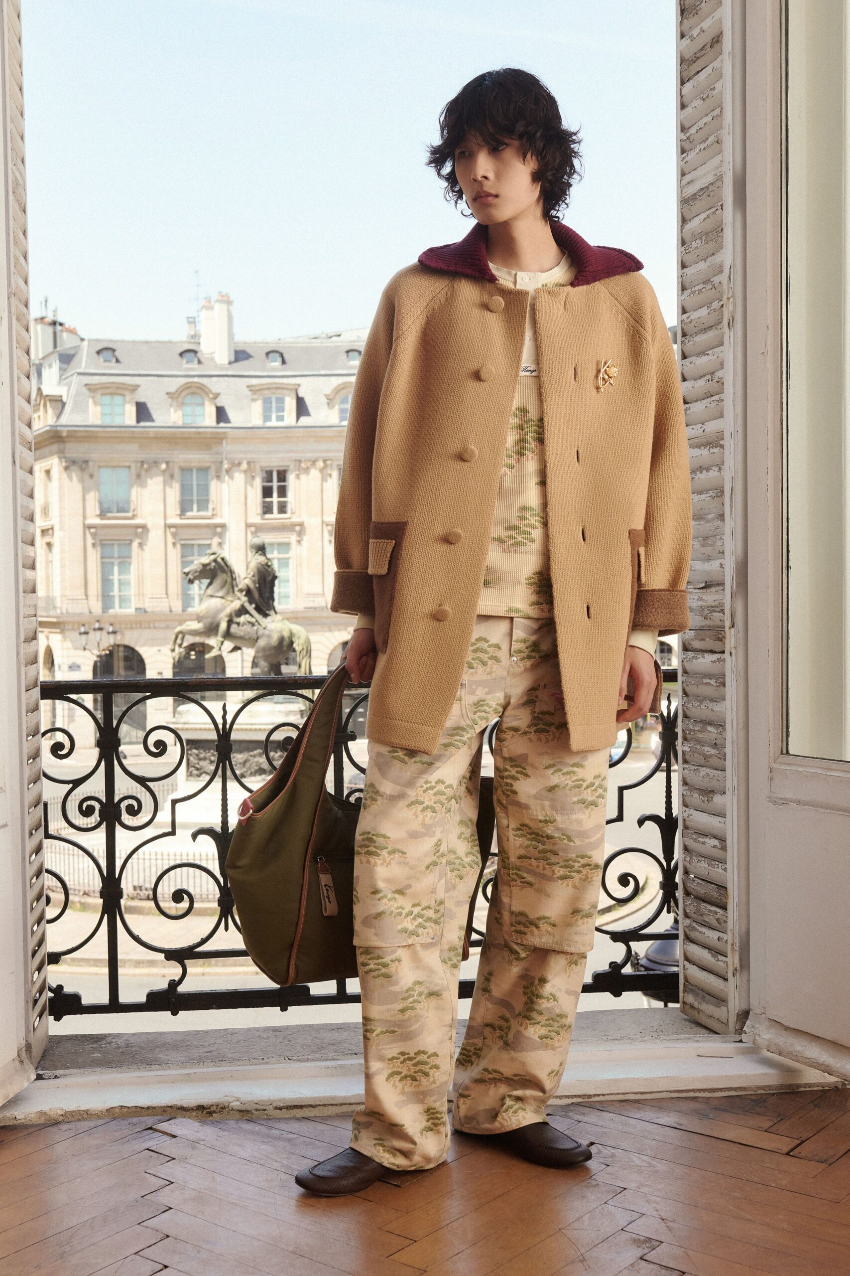 beige wool long-sleeve collared relaxed buttoned coat