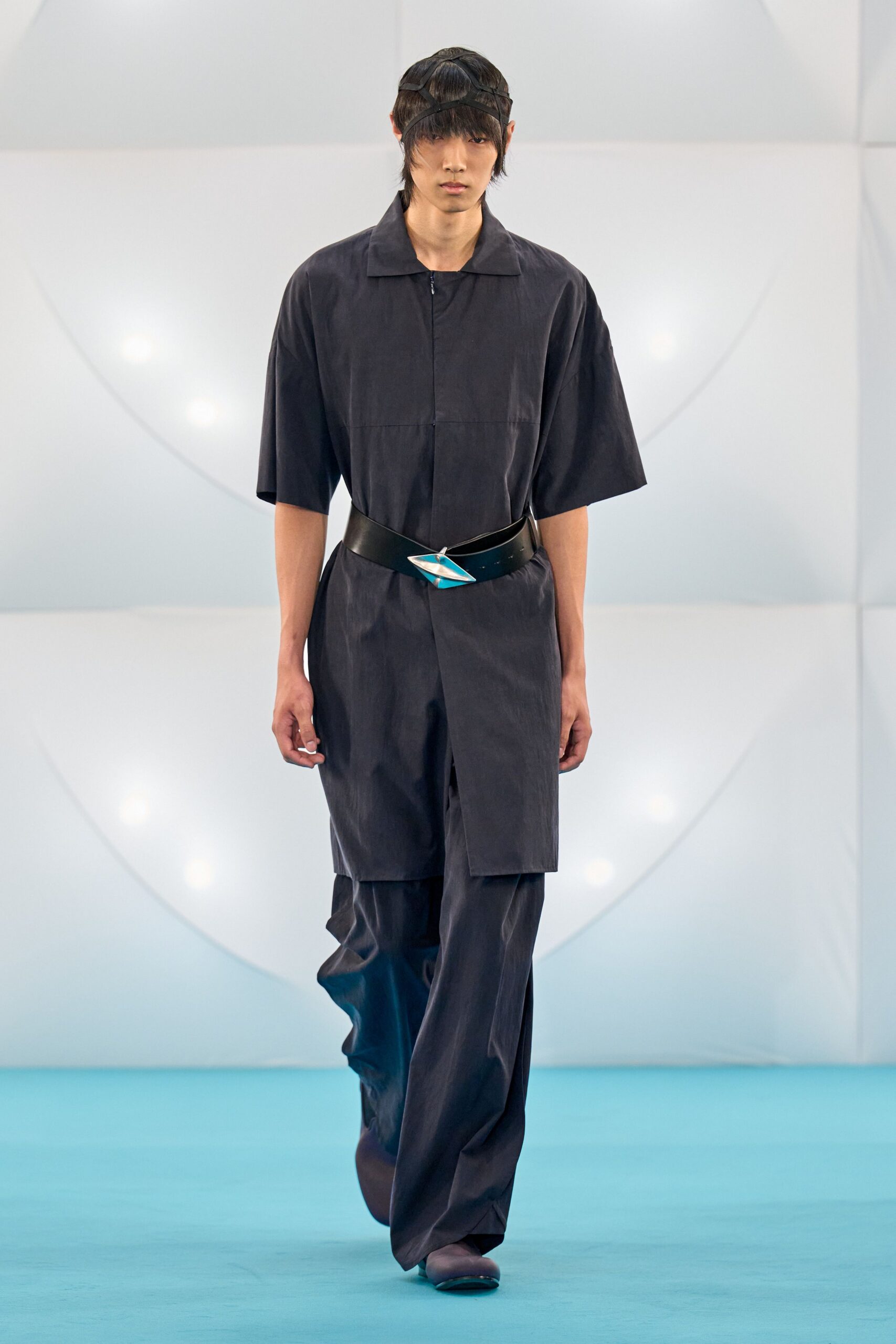 black relaxed shirt and pants