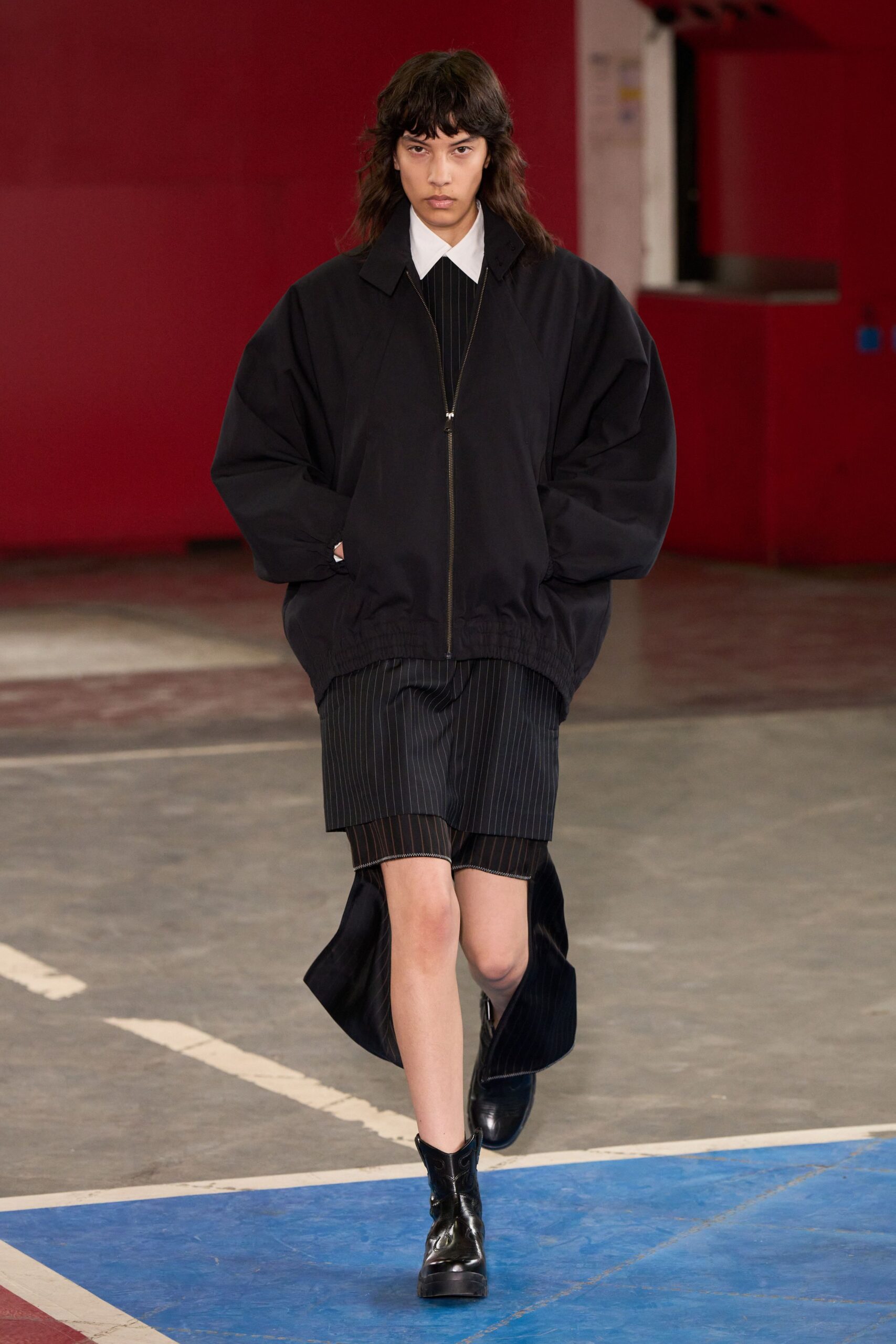 black oversized jacket with white shirt