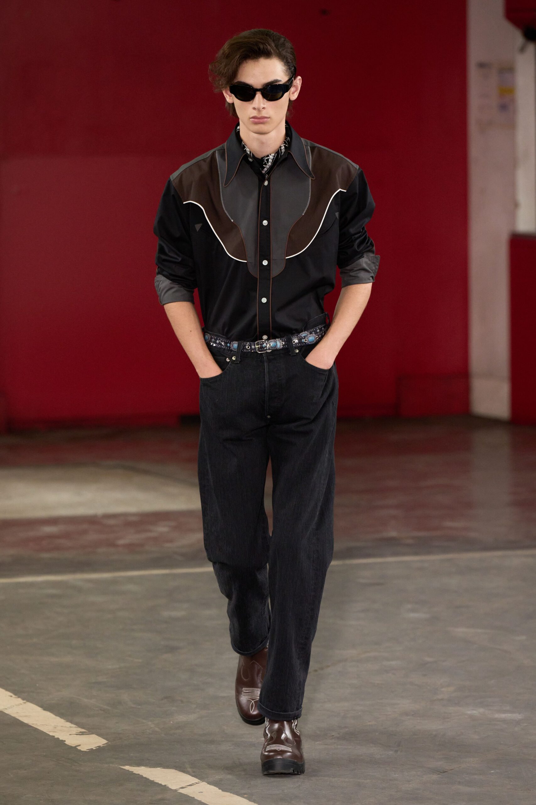 black shirt with brown details