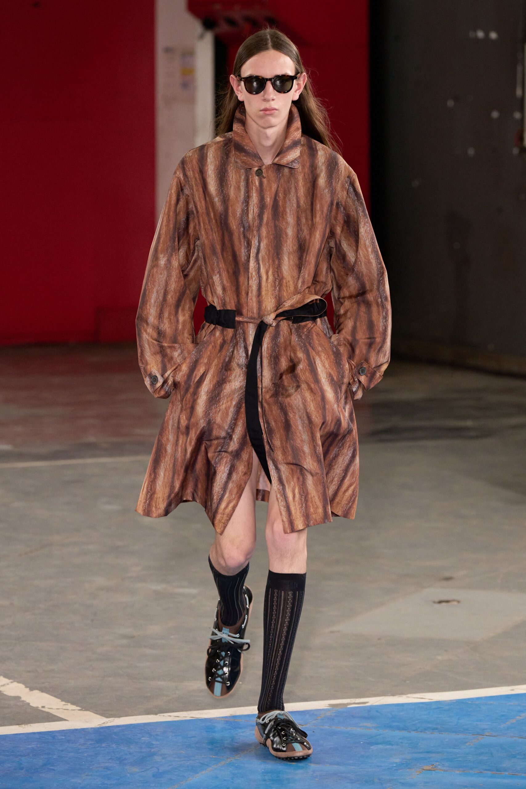 brown cotton long-sleeve collared relaxed belted midi coat