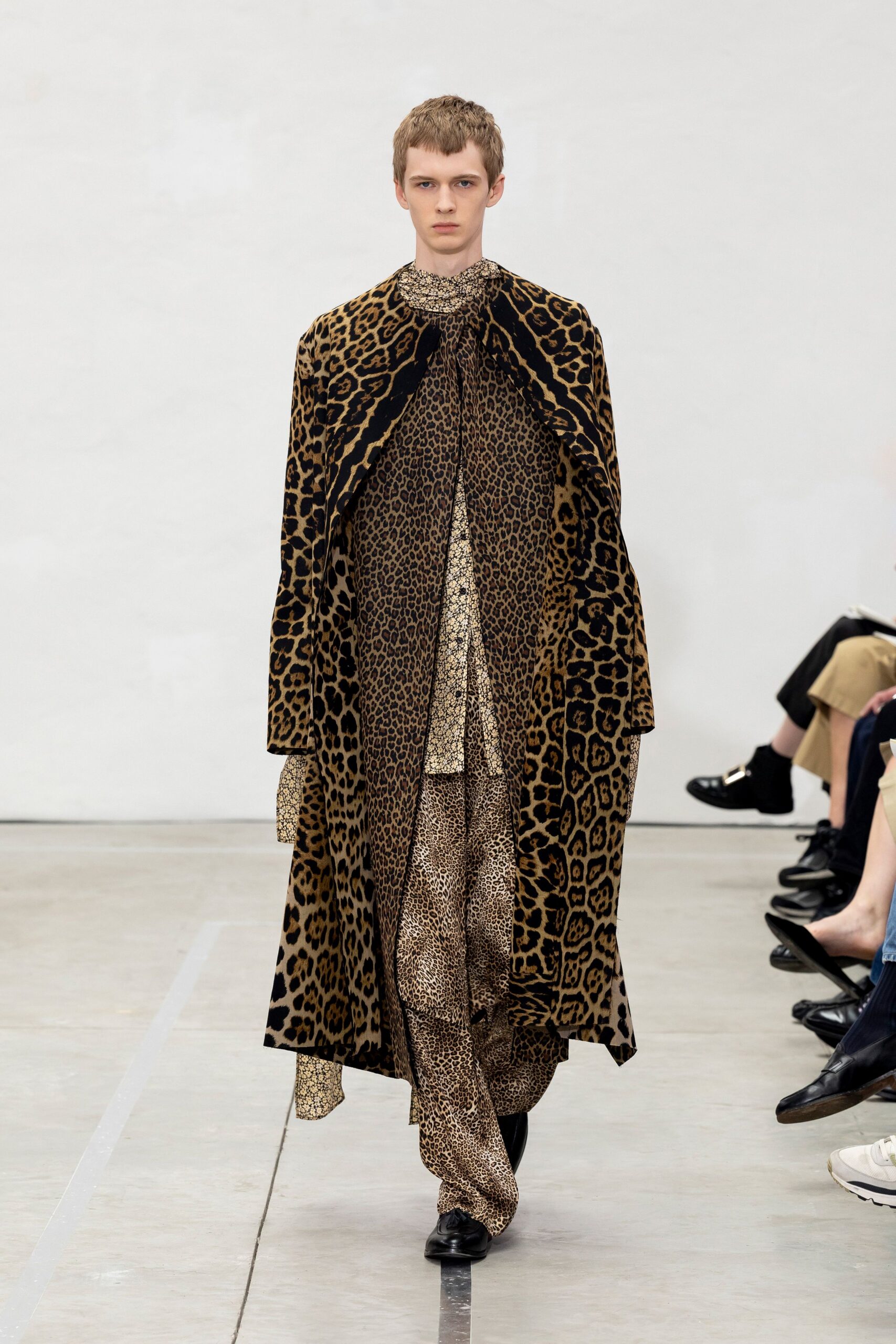 beige silk fitted animal-print pants