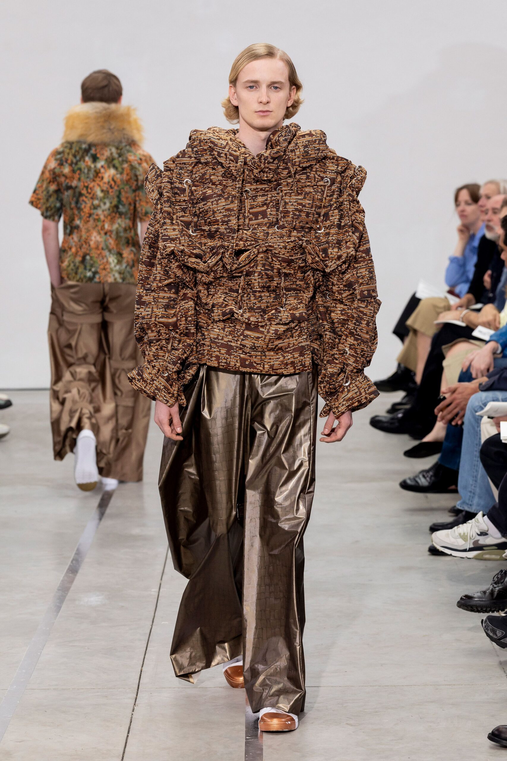 brown cotton long-sleeve hooded oversized ruffled hoodie