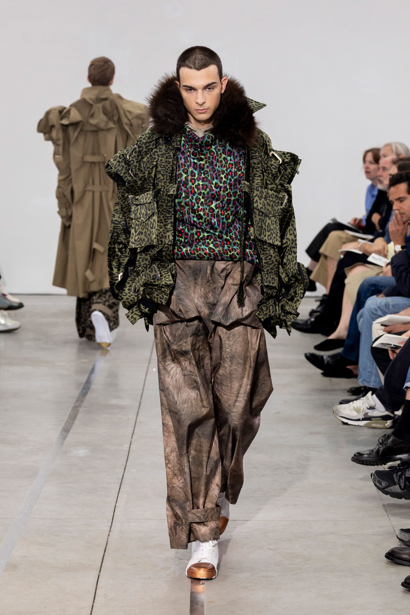 green faux-fur long-sleeve oversized ruffled jacket