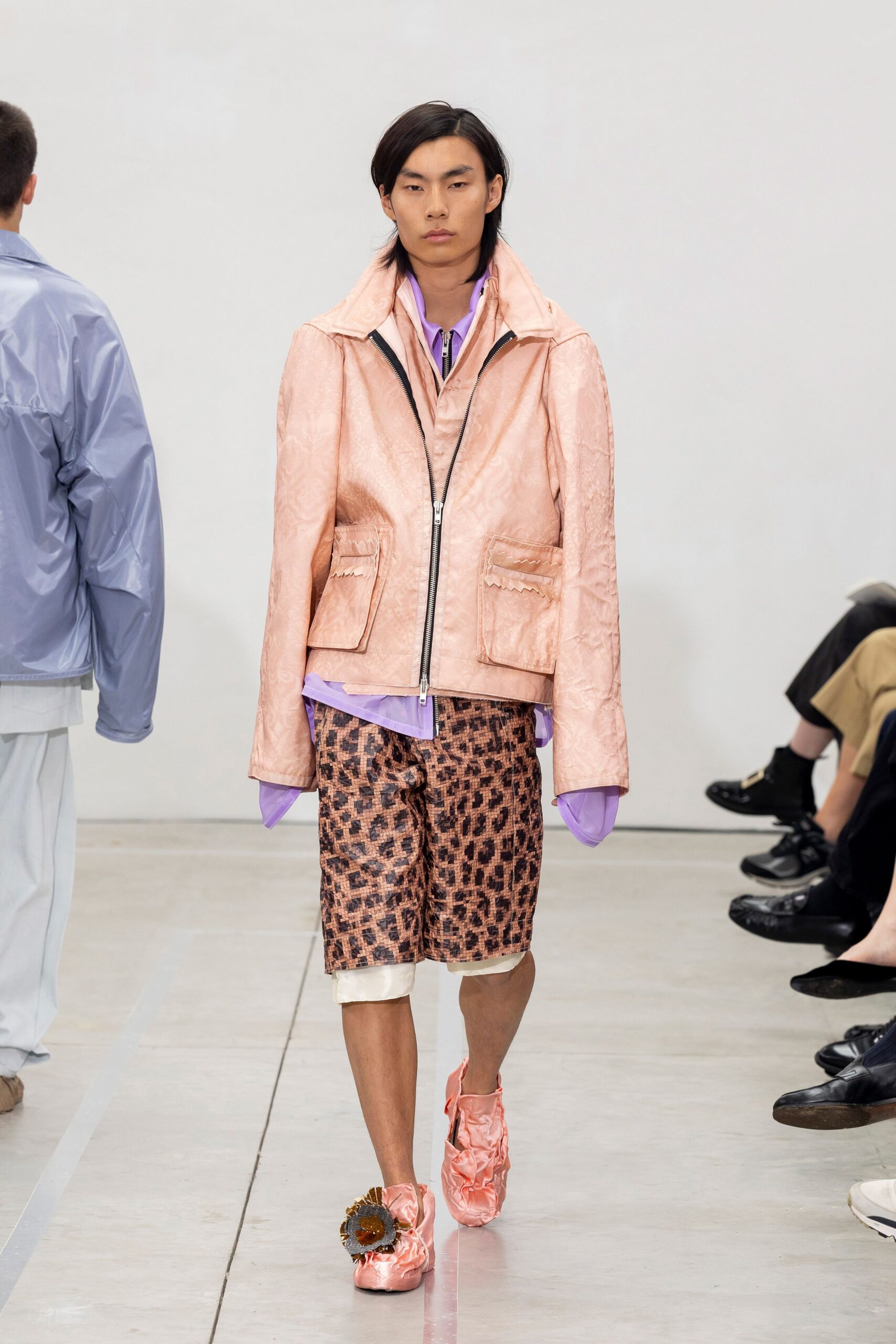 pink silk long-sleeve collared fitted zippered textured jacket