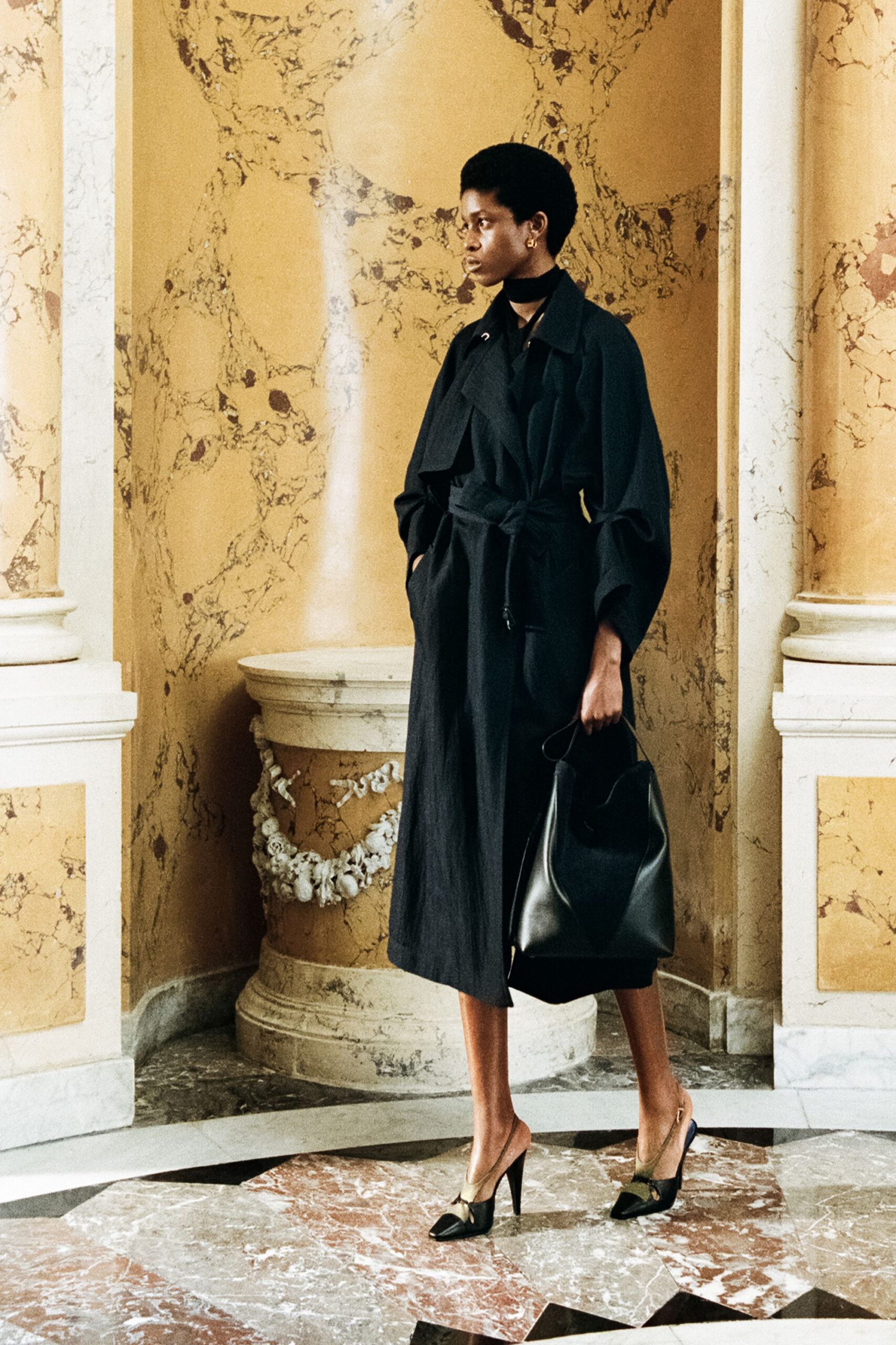 black cotton long-sleeve collared fitted belted trench