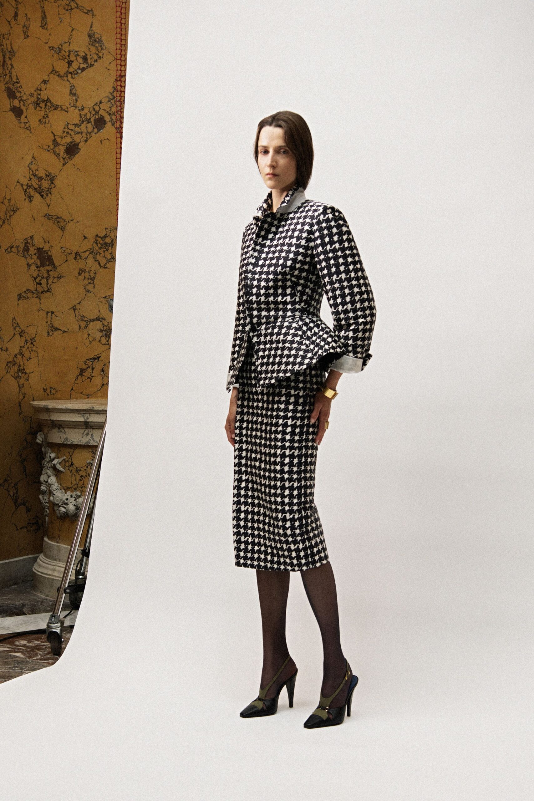 black cotton long-sleeve collared structured checked blazer