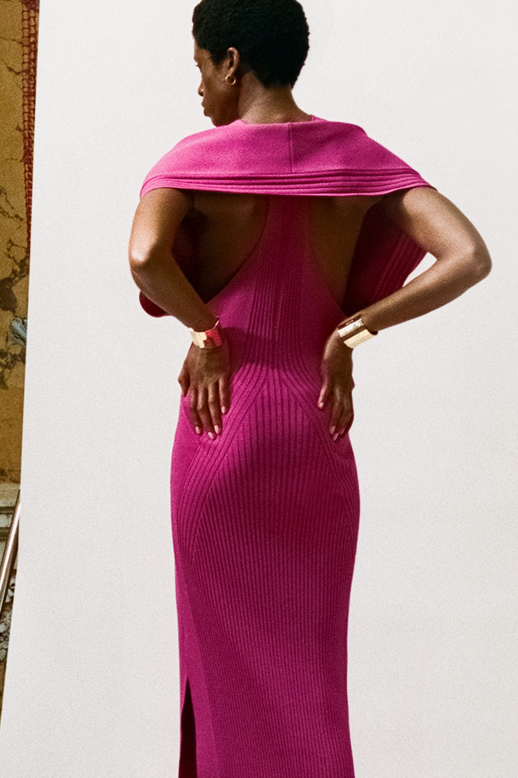 fitted pink knit backless dress