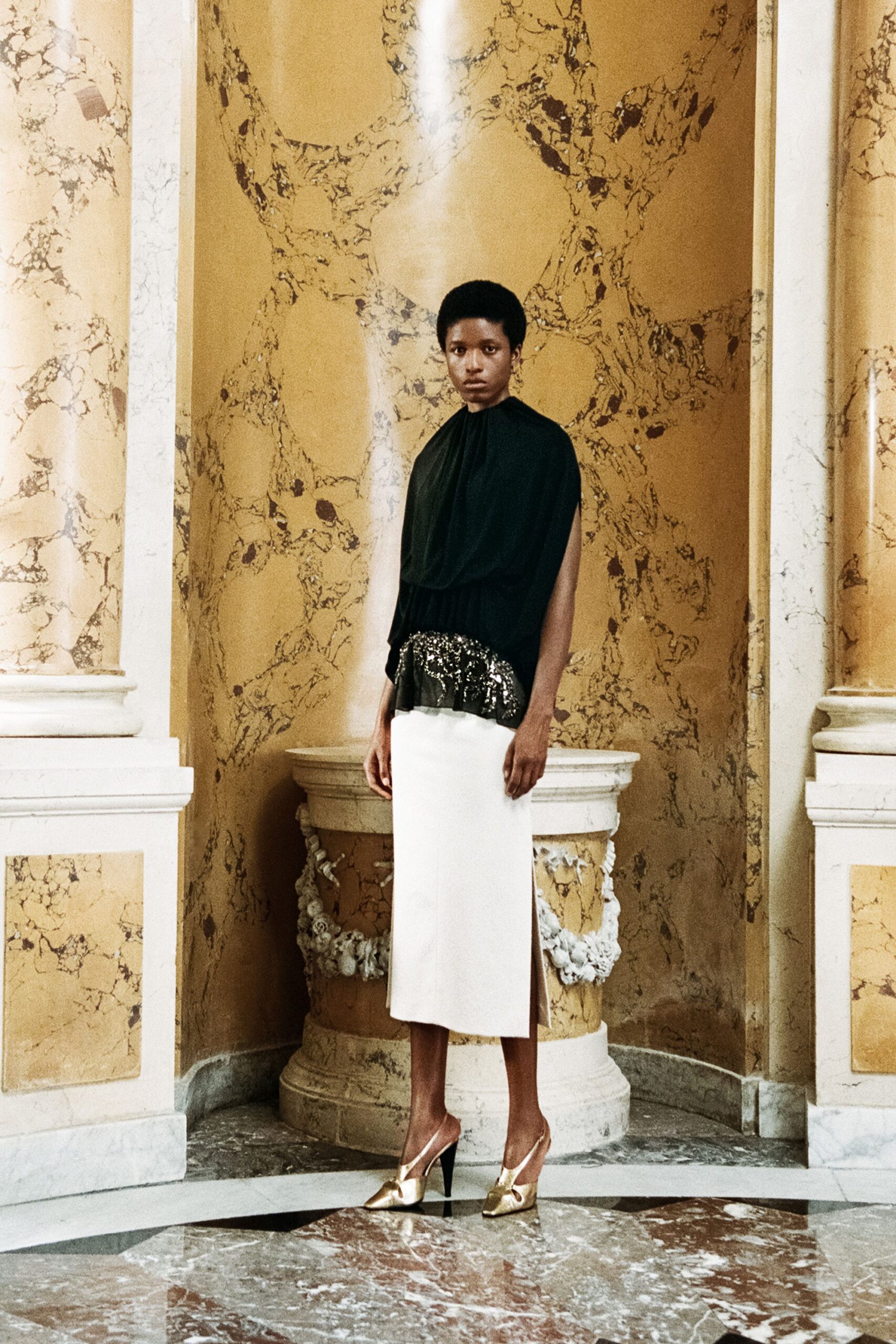 white cotton fitted straight-leg midi skirt
