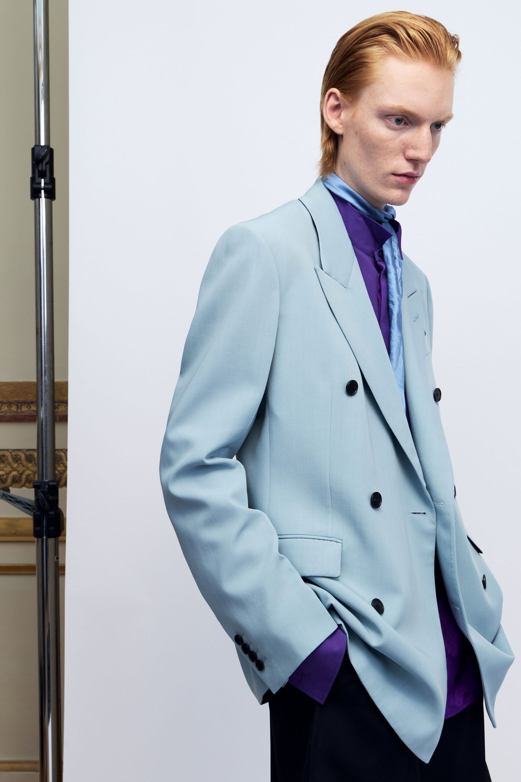 purple long-sleeve collared fitted shirt