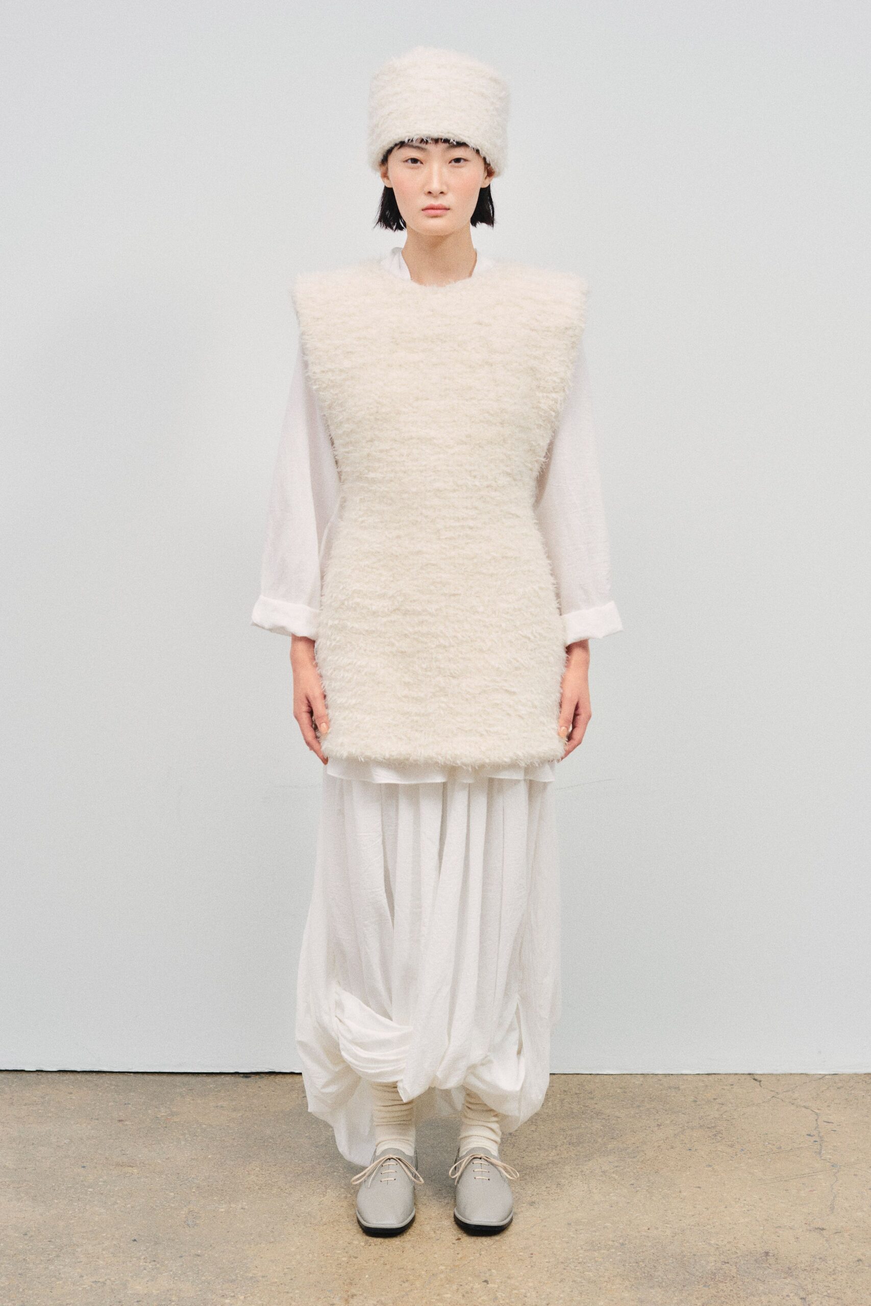 white faux-fur long-sleeve relaxed top