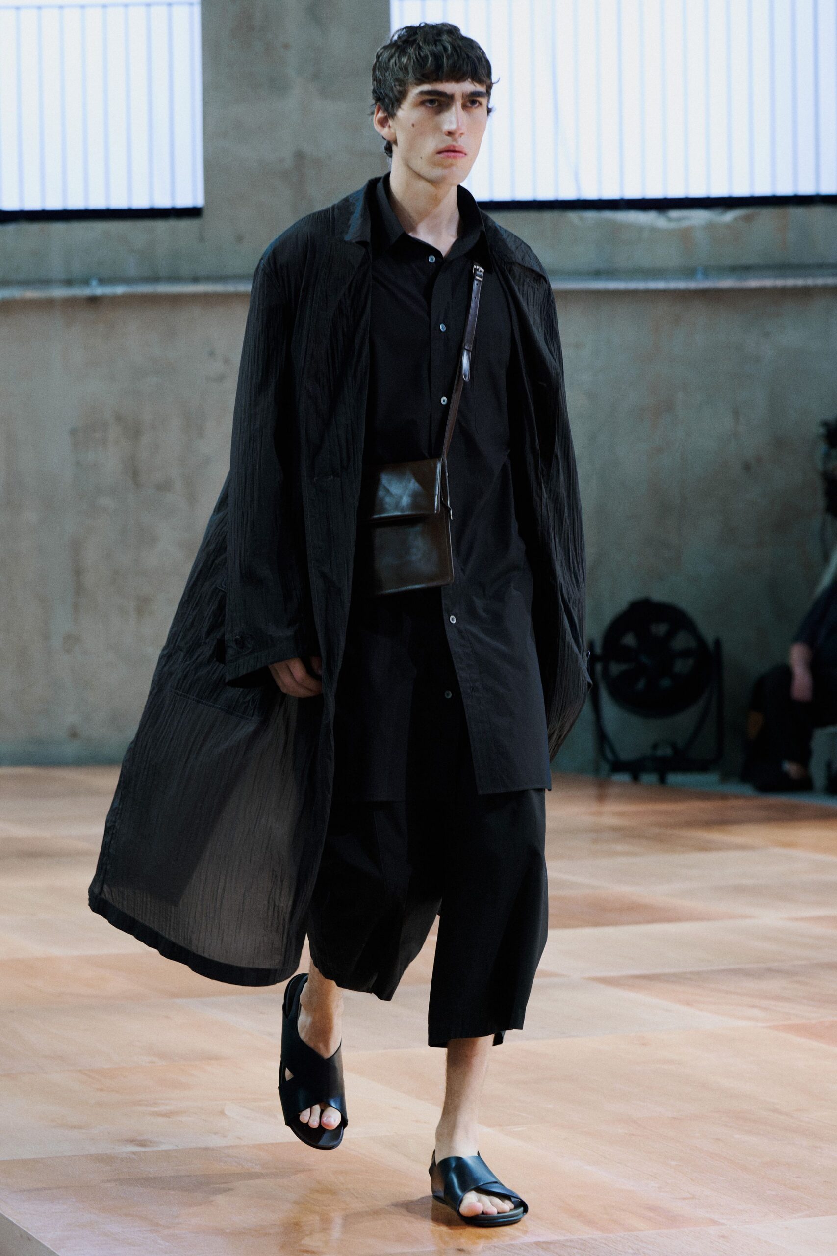 black cotton long-sleeve relaxed layered maxi coat