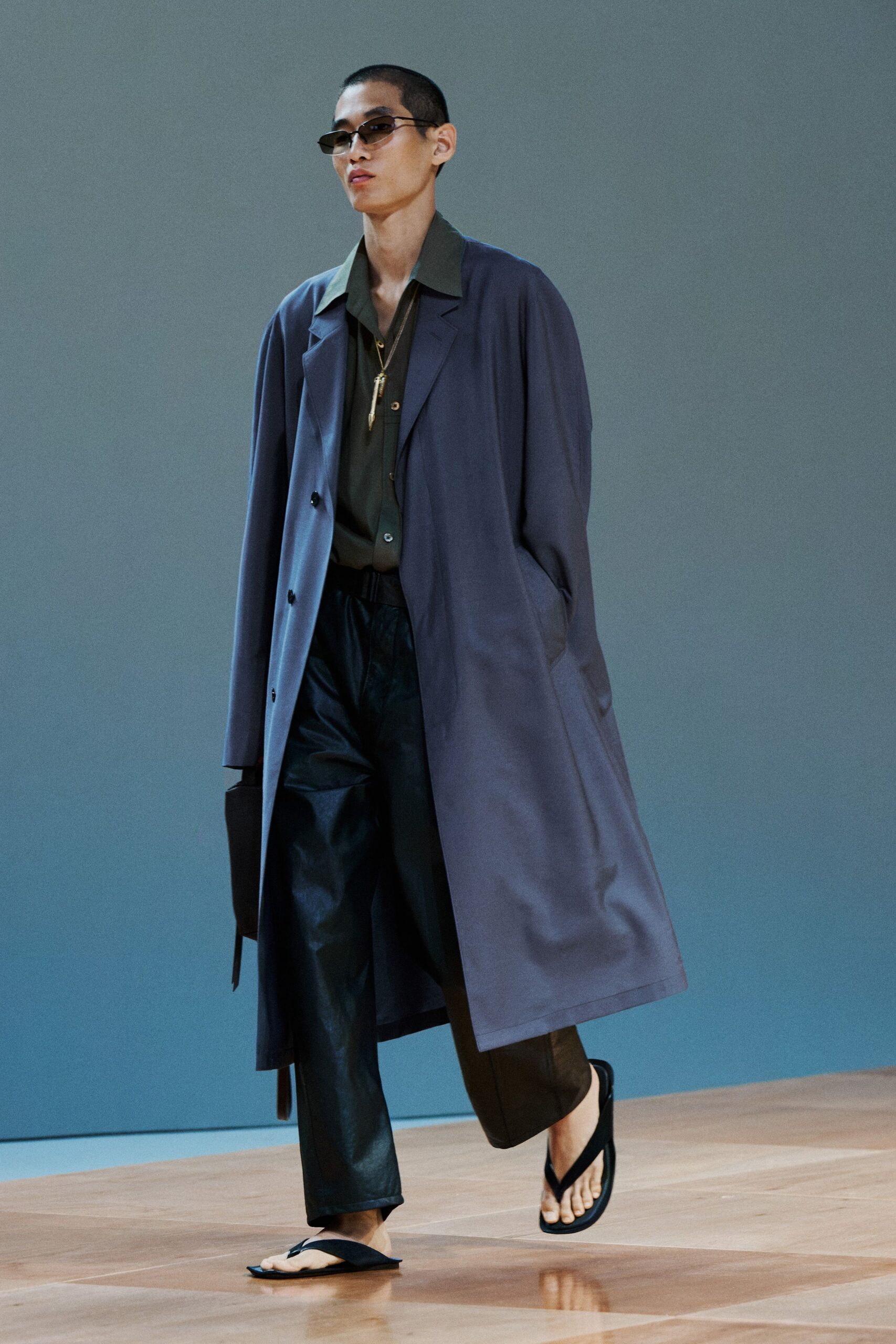purple cotton long-sleeve collared relaxed coat