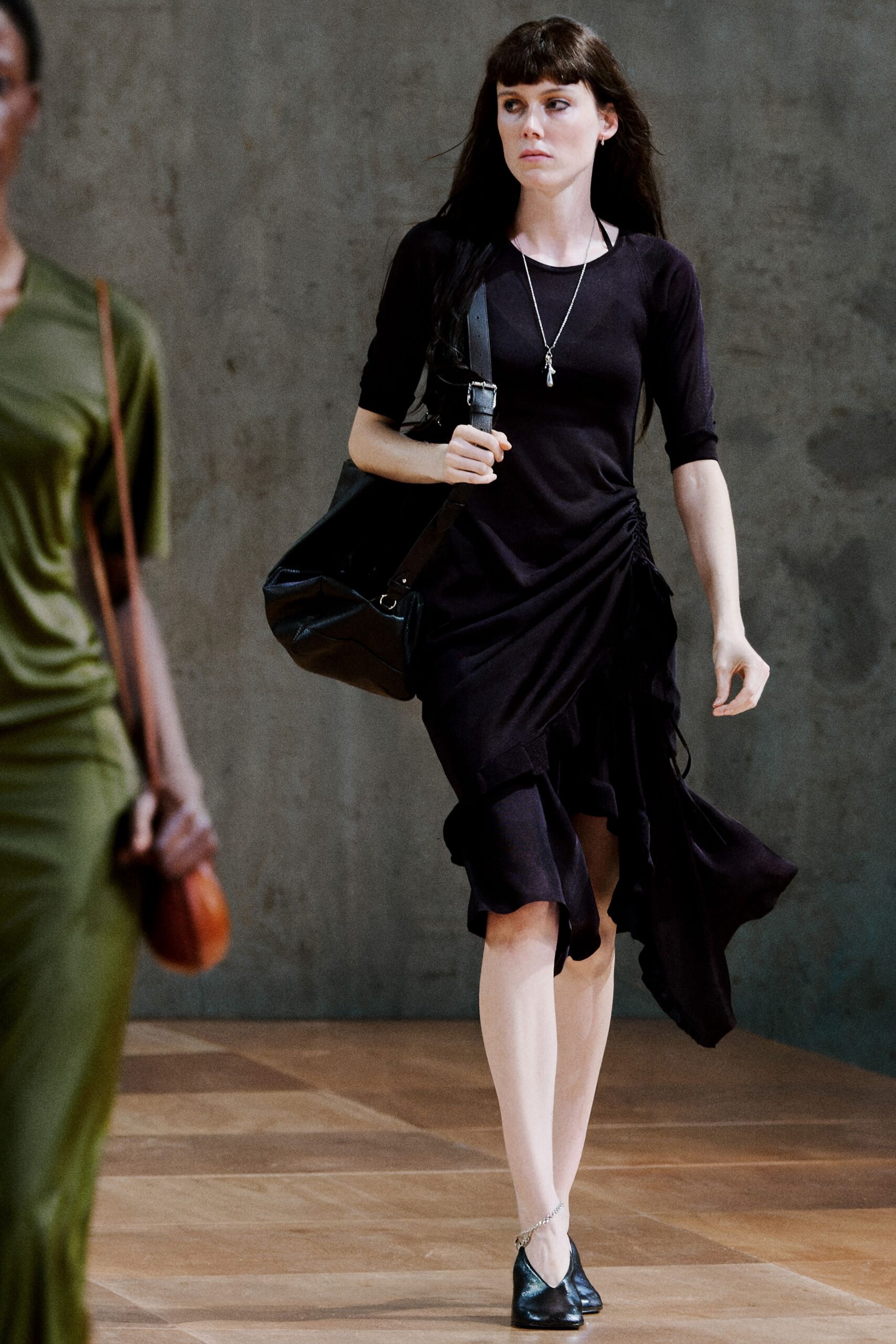 black silk short-sleeve v-neck fitted ruched flowing dress