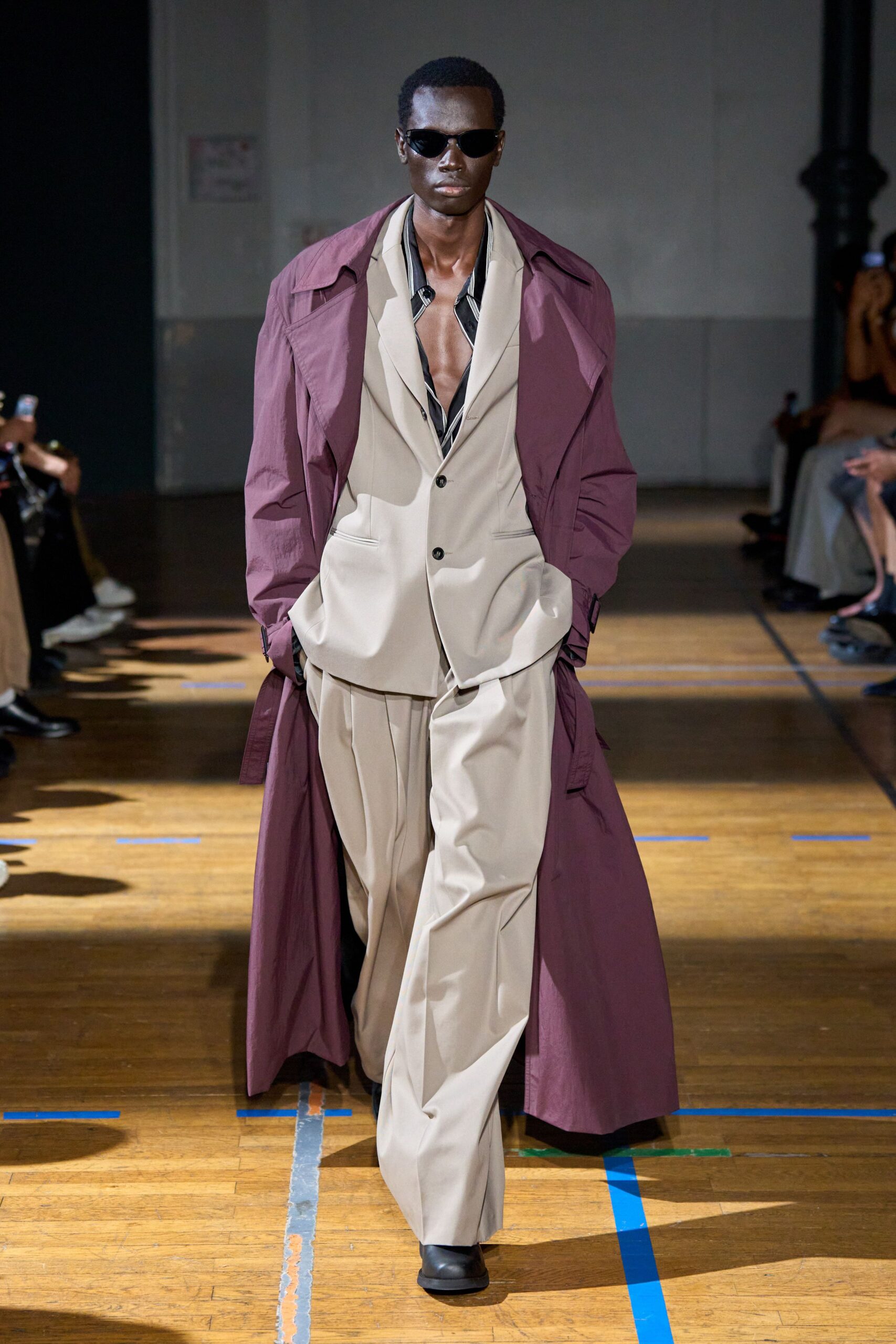 beige cotton long-sleeve collared tailored buttoned suit
