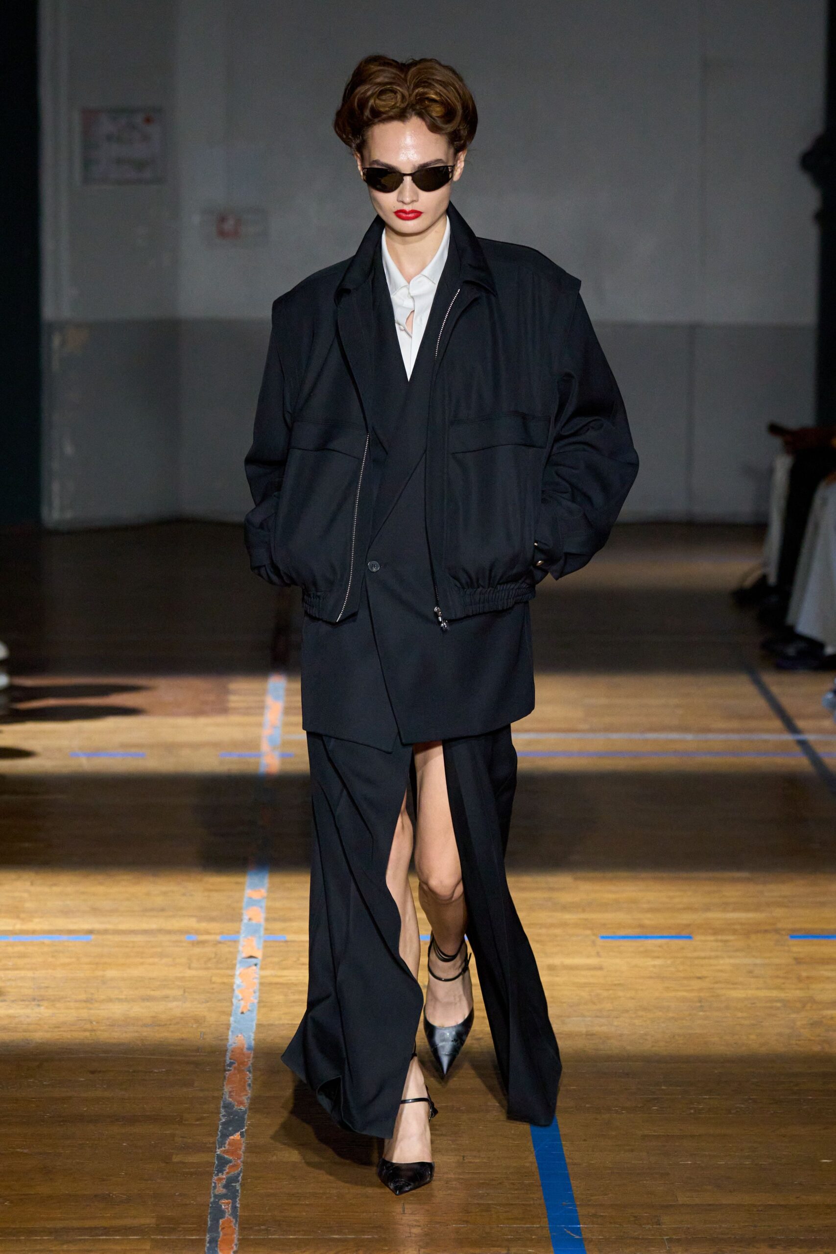 black cotton long-sleeve collared oversized zippered jacket