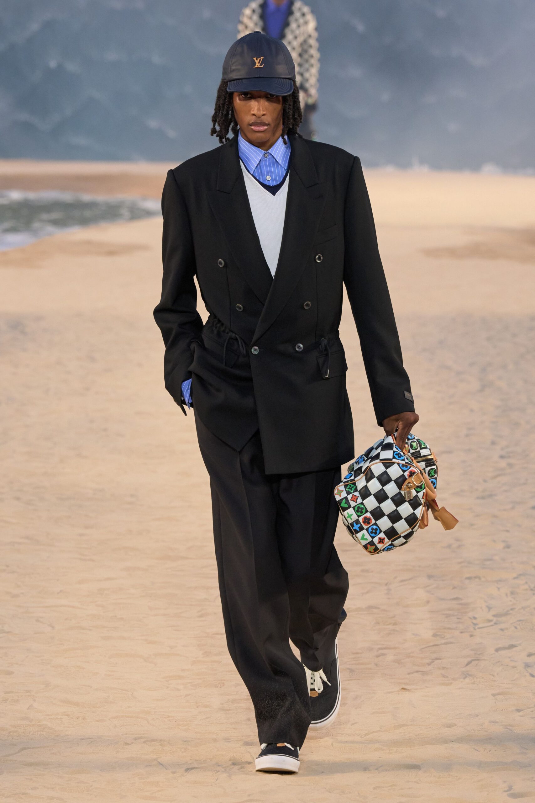 black tailored blazer with multi bag
