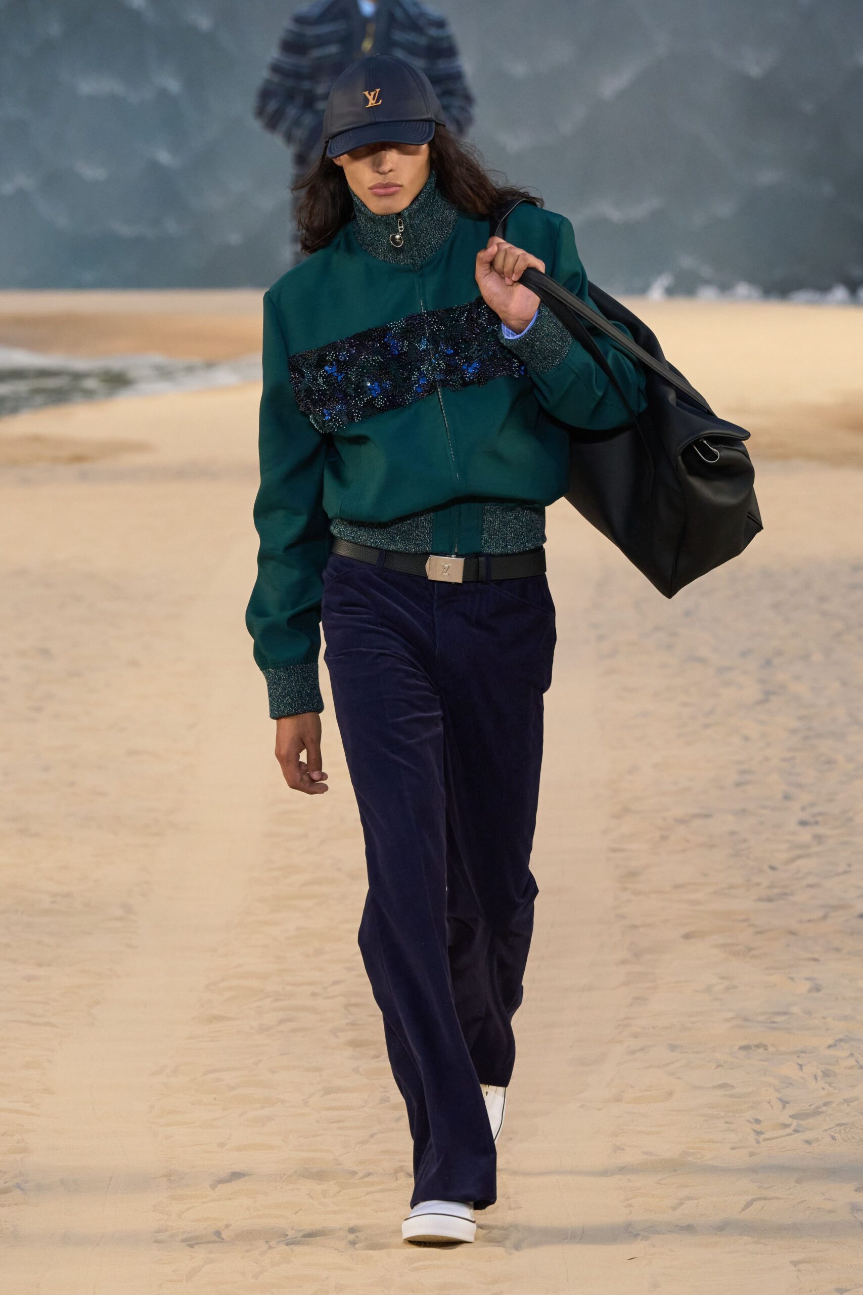 green cotton long-sleeve collared fitted zippered embroidered jacket