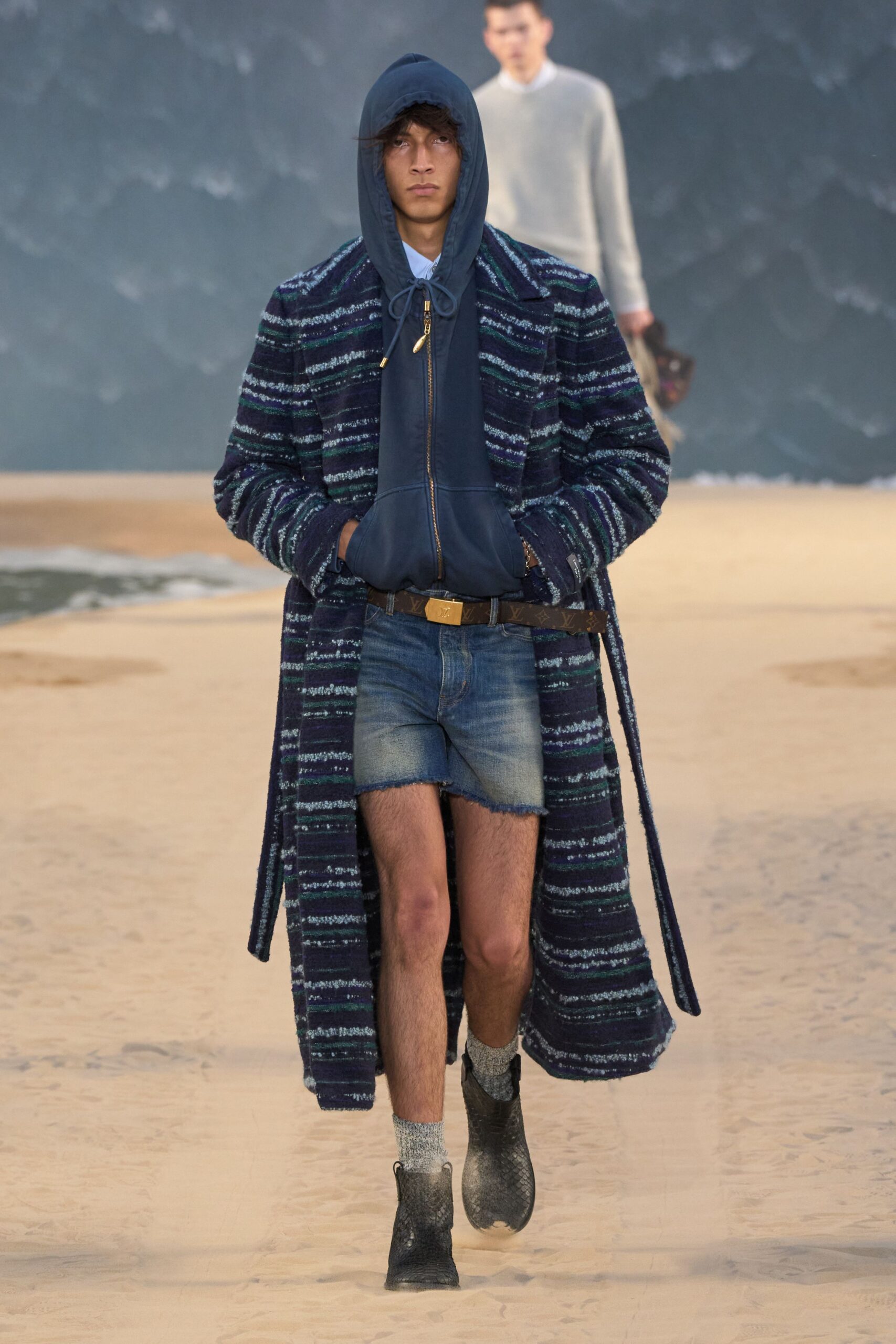 blue cotton long-sleeve collared relaxed striped coat