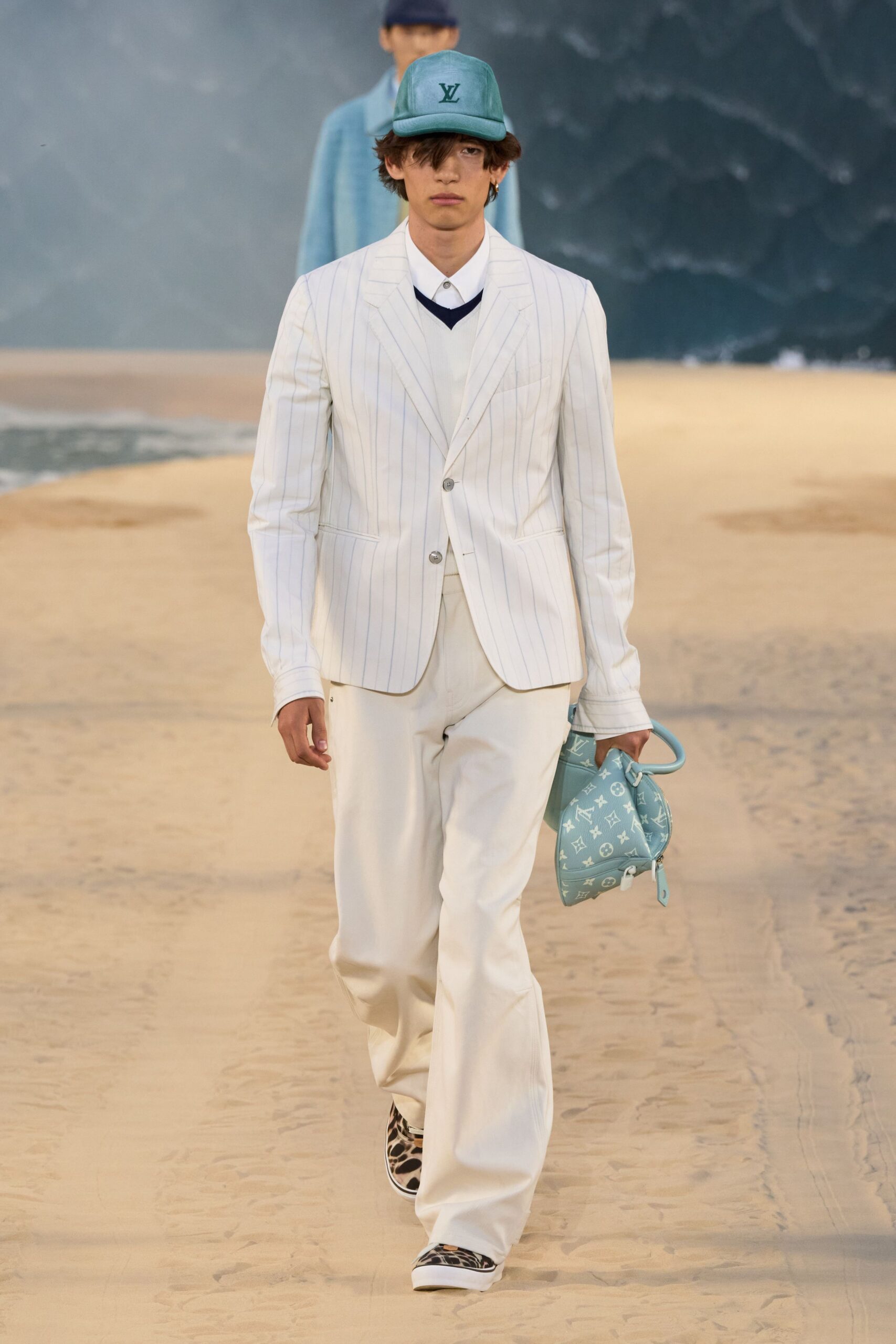 white long-sleeve collared tailored striped suit