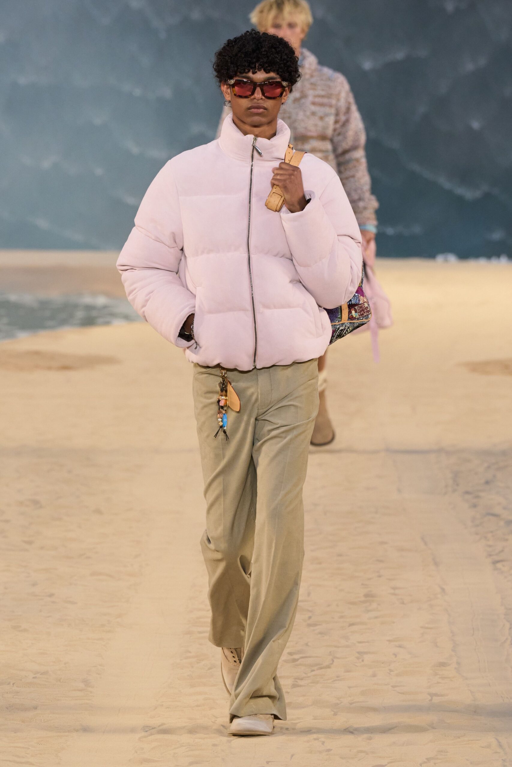 pink cotton long-sleeve collared relaxed padded jacket