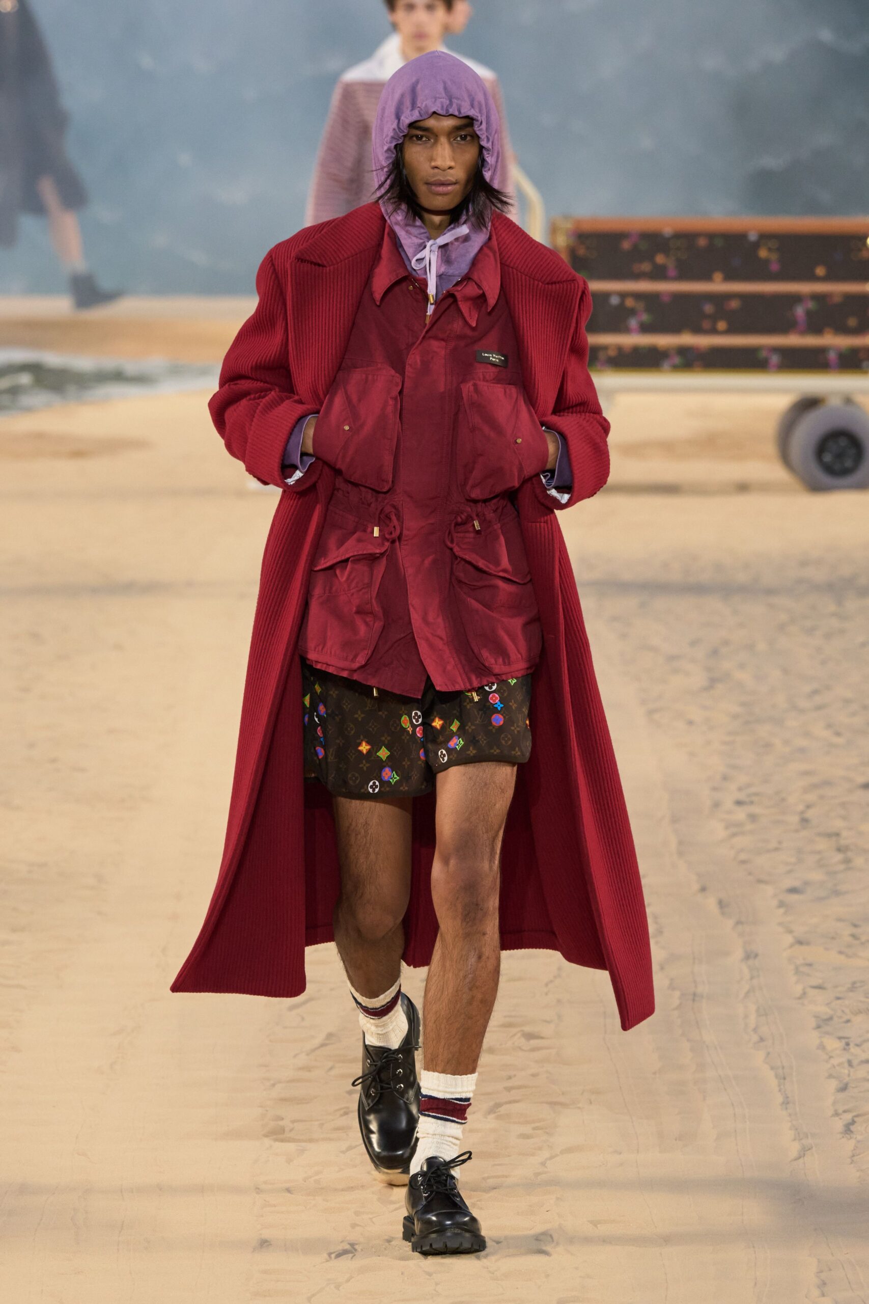 red wool long-sleeve collared relaxed buttoned coat