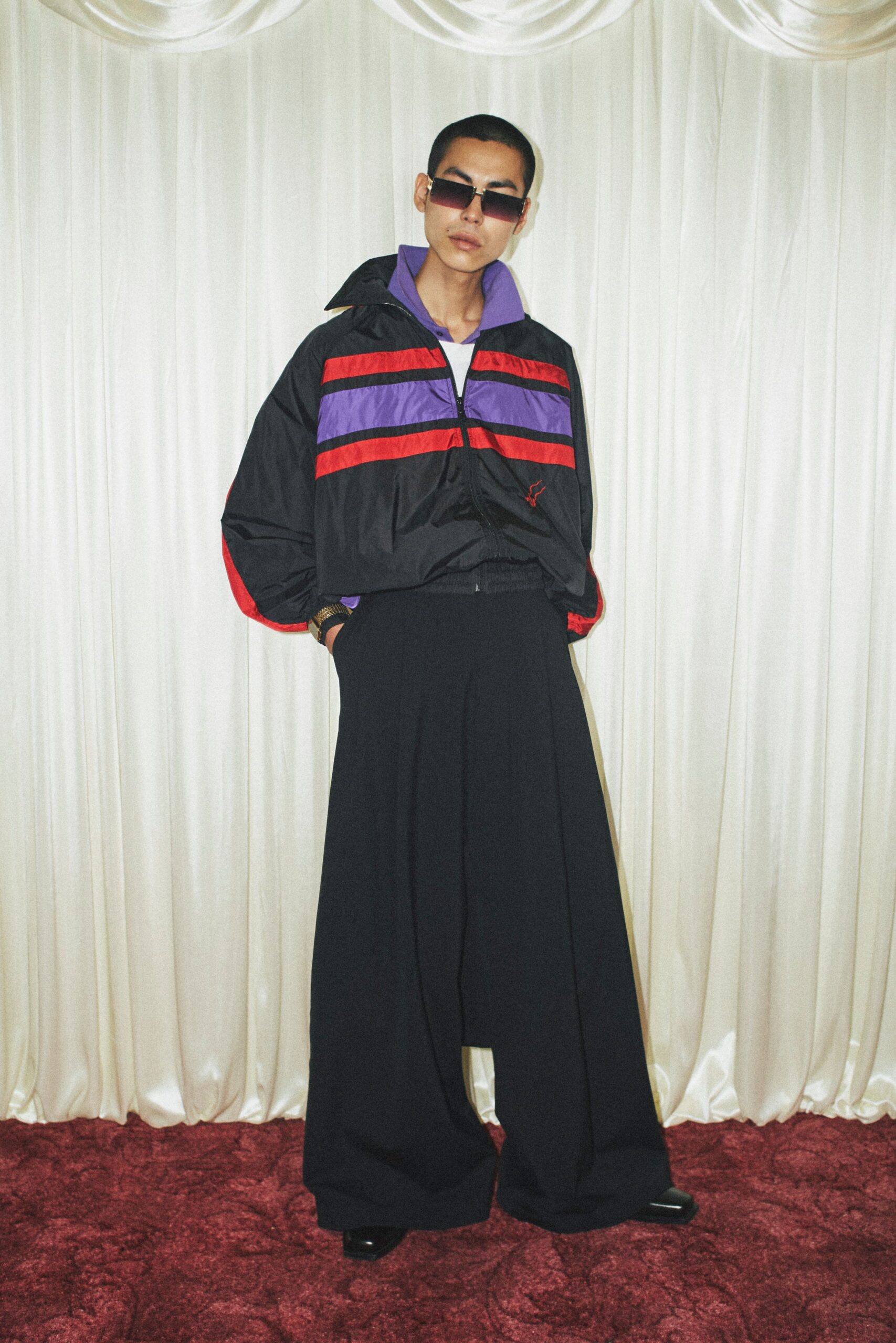 color-blocked relaxed jacket with wide-leg pants