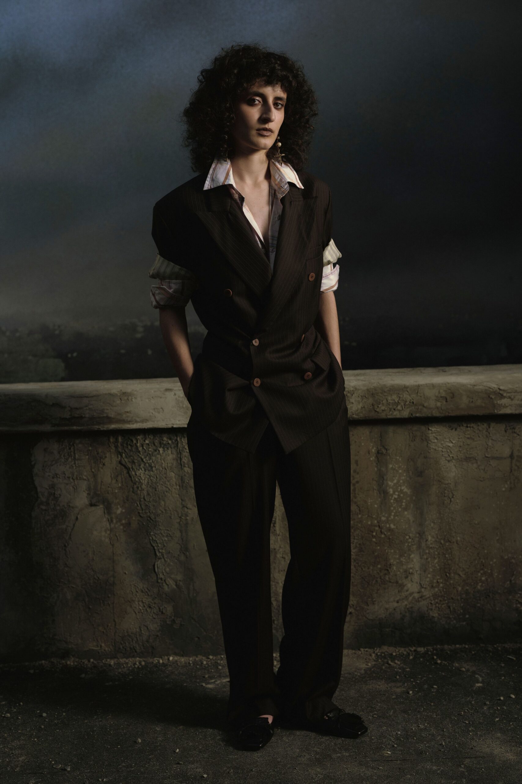 black cotton long-sleeve collared tailored striped suit