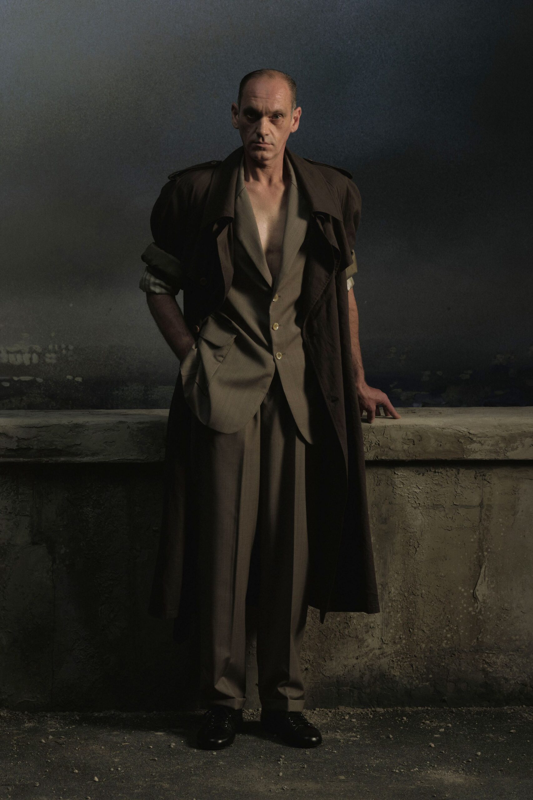 brown wool long-sleeve collared tailored buttoned suit