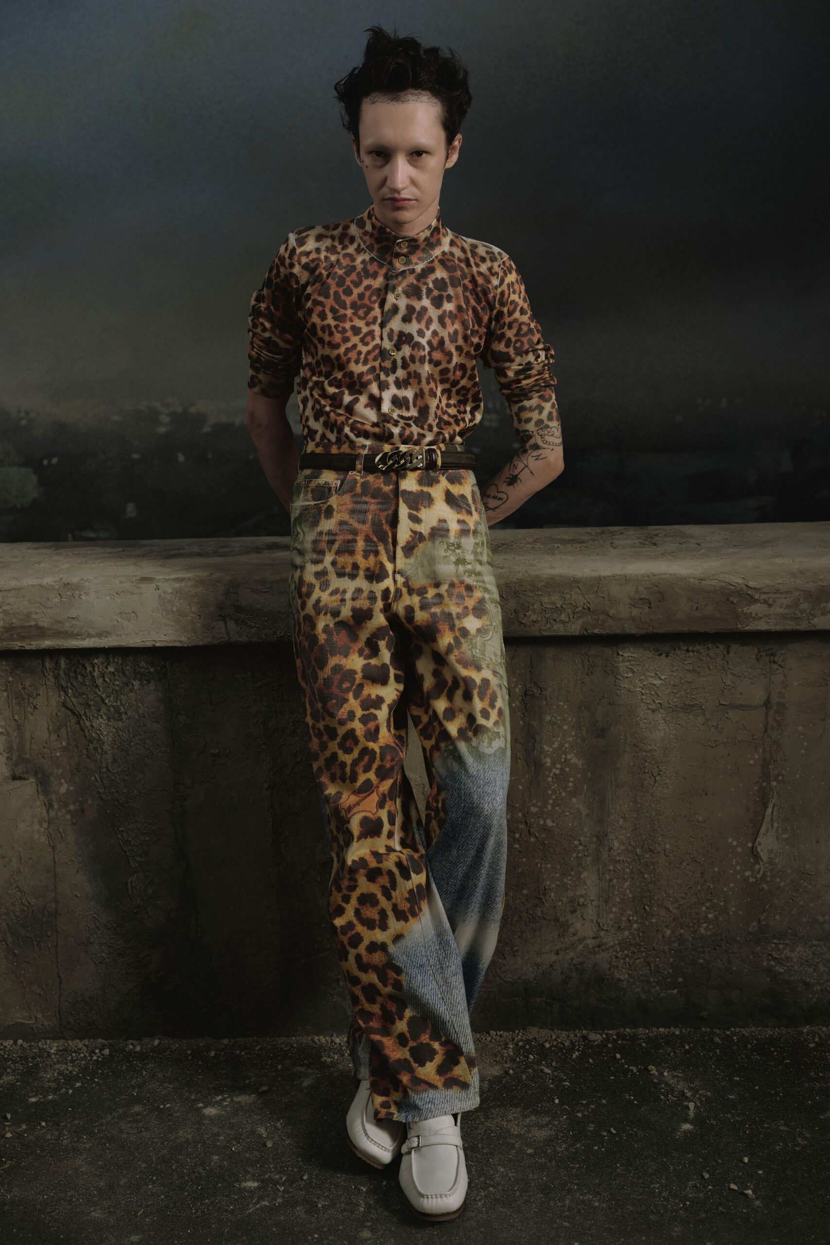 brown cotton long-sleeve collared fitted animal-print shirt
