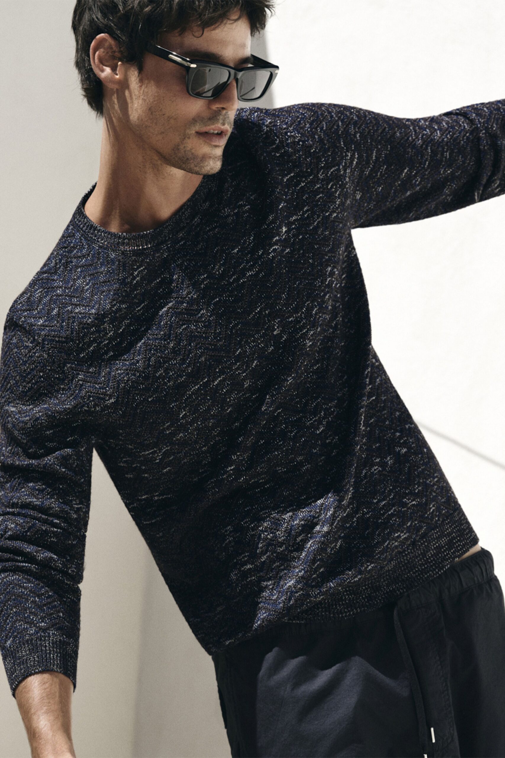 black cotton long-sleeve collared fitted textured sweater