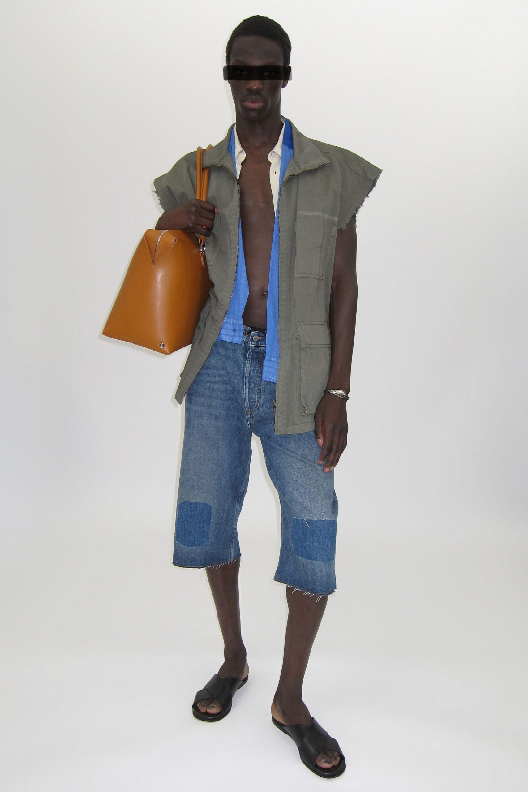 blue cotton short-sleeve collared fitted shirt
