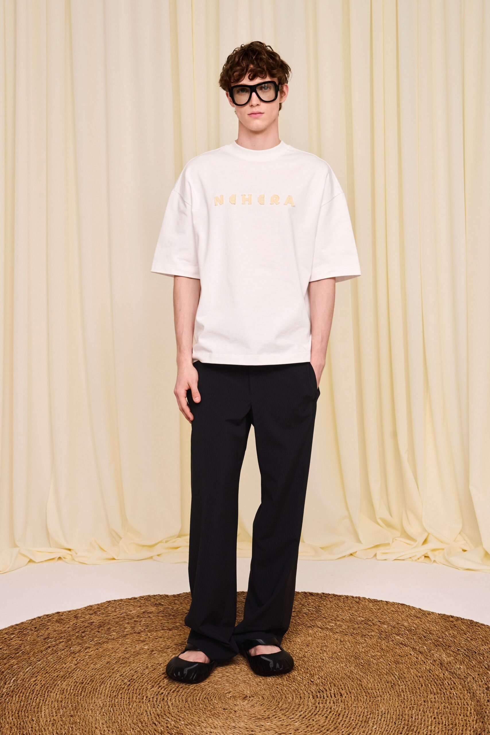 black cotton relaxed pleated pants