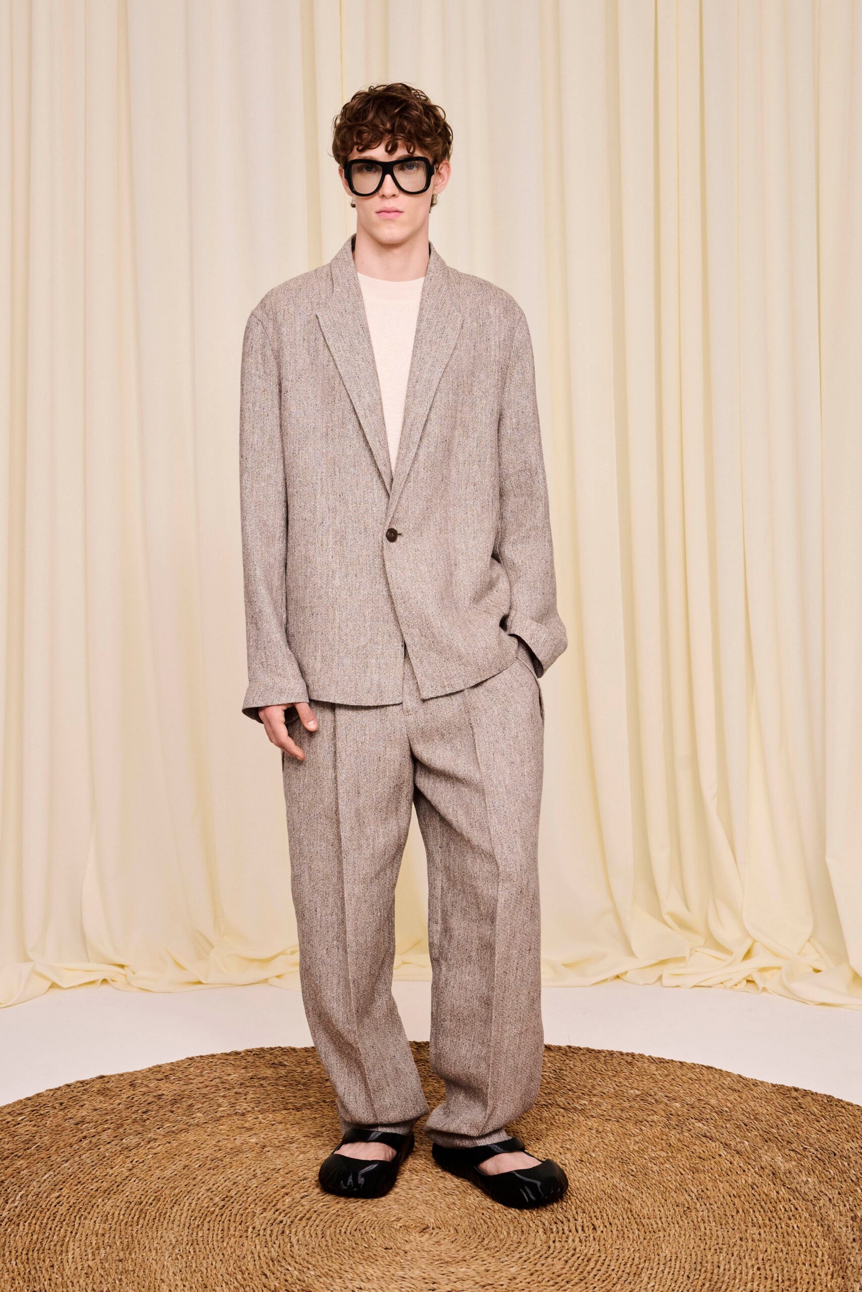 beige linen relaxed suit