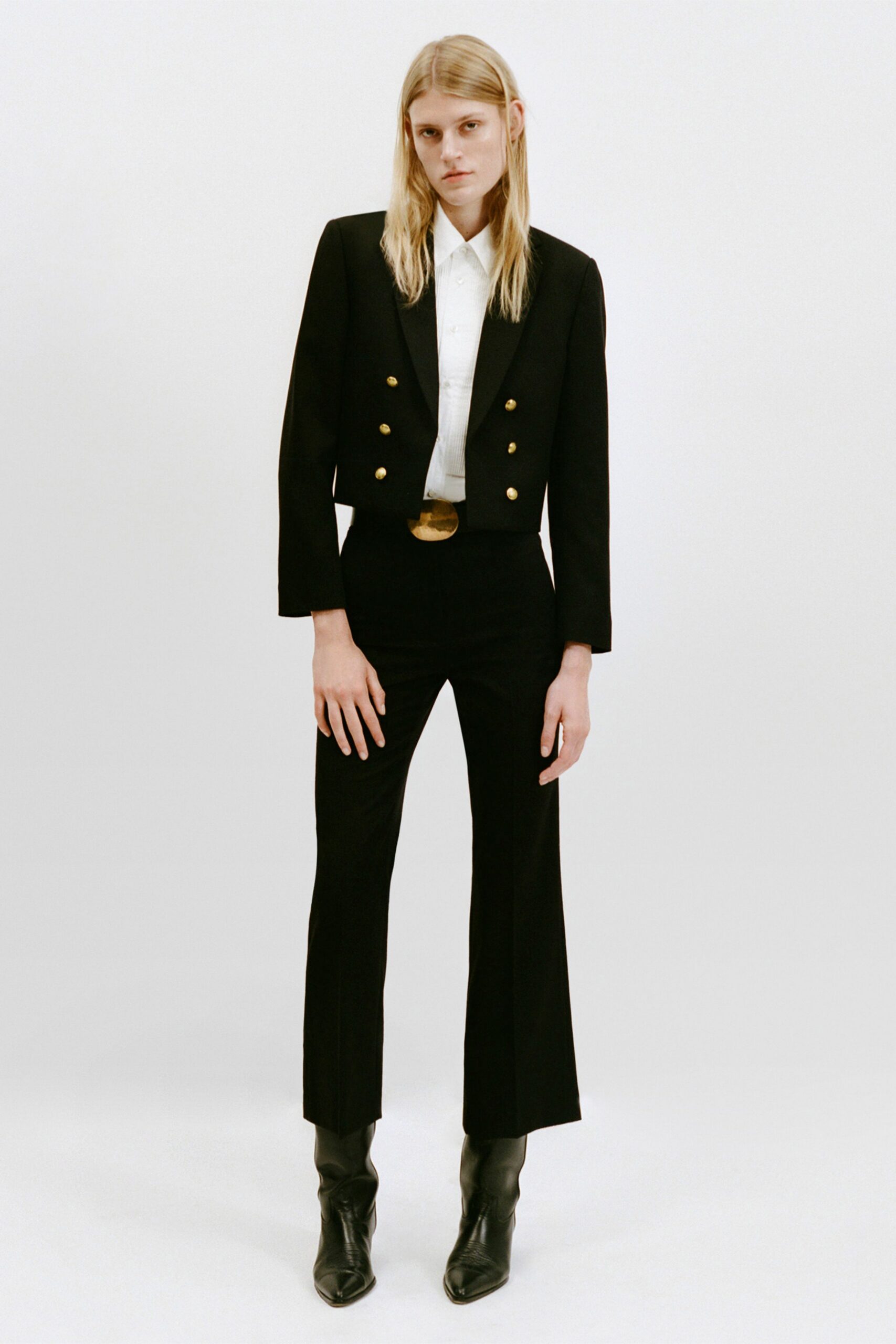 black wool long-sleeve collared tailored blazer