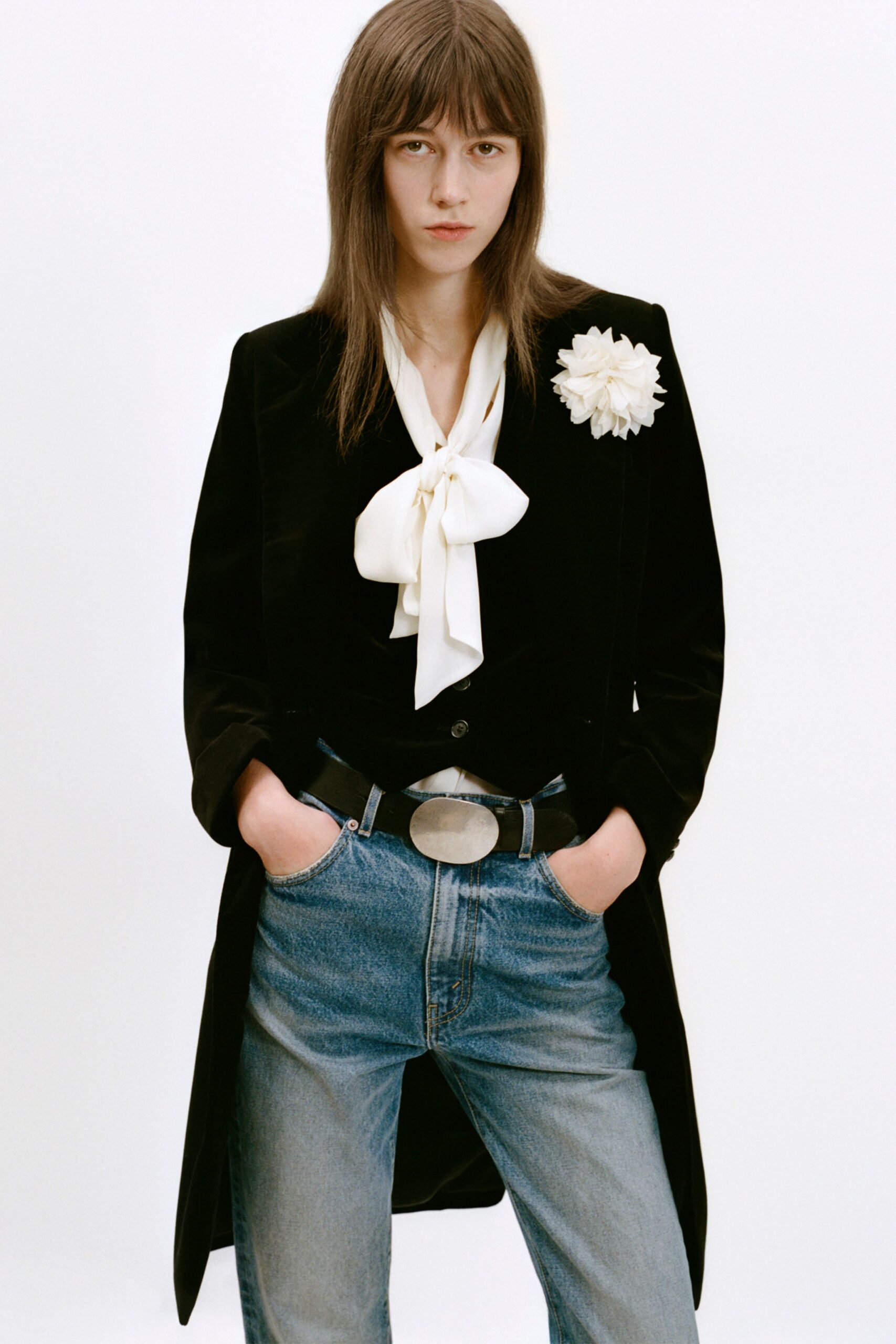 black velvet long-sleeve collared structured buttoned coat