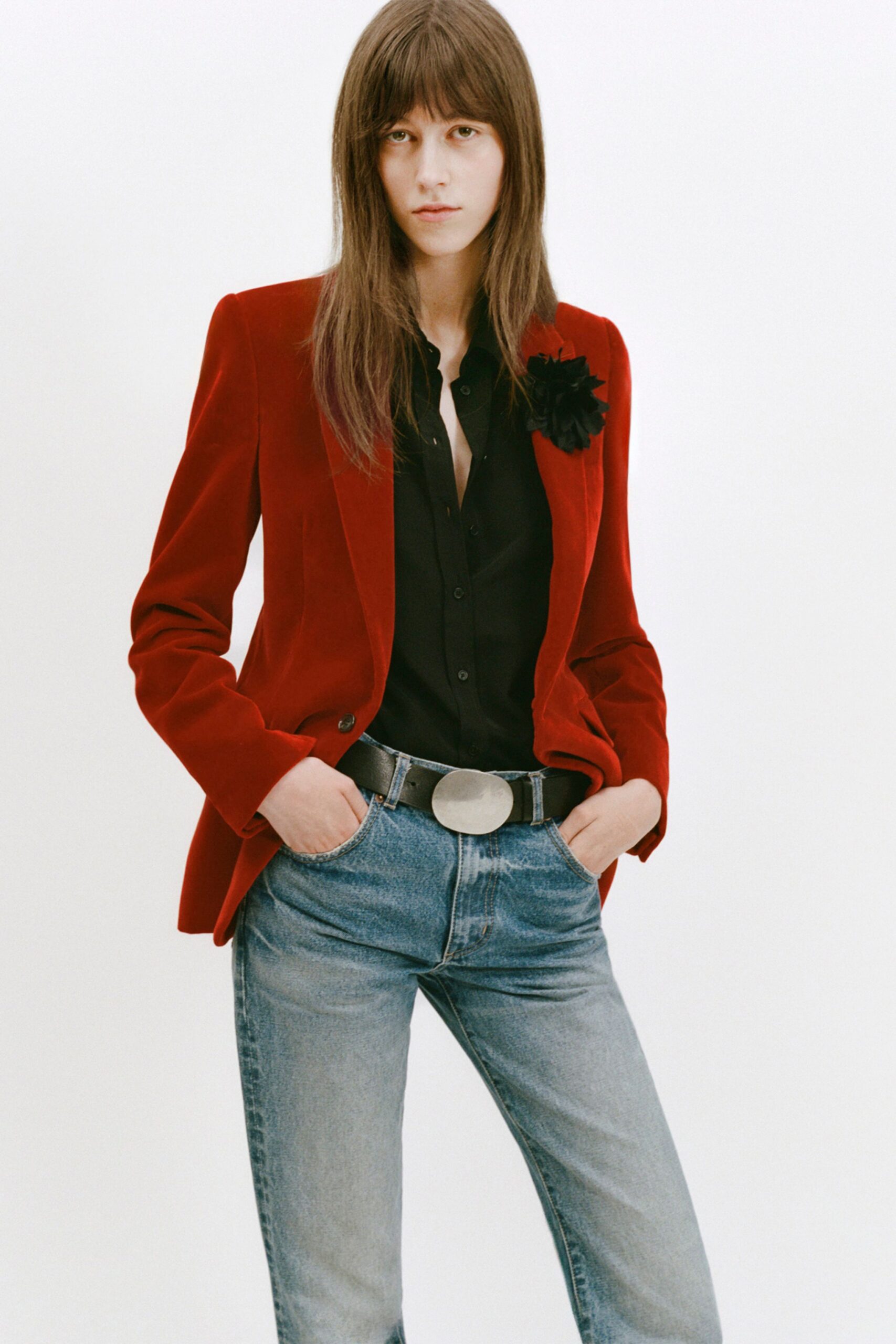 red velvet long-sleeve collared tailored blazer