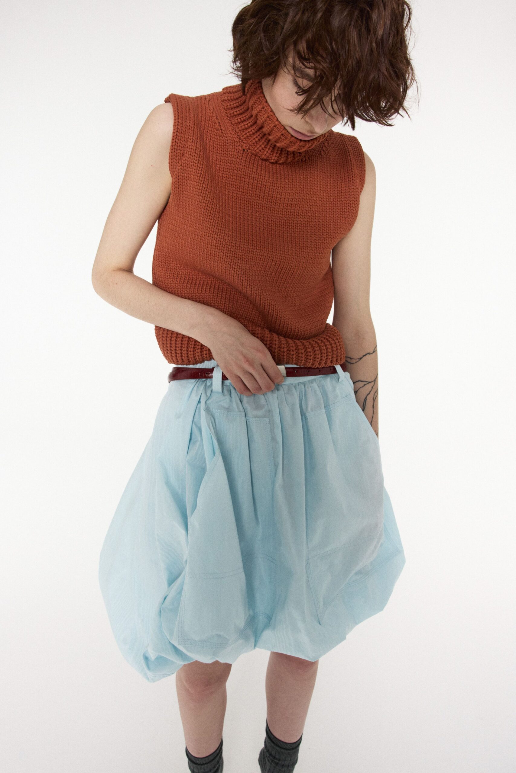 blue cotton relaxed pleated short skirt
