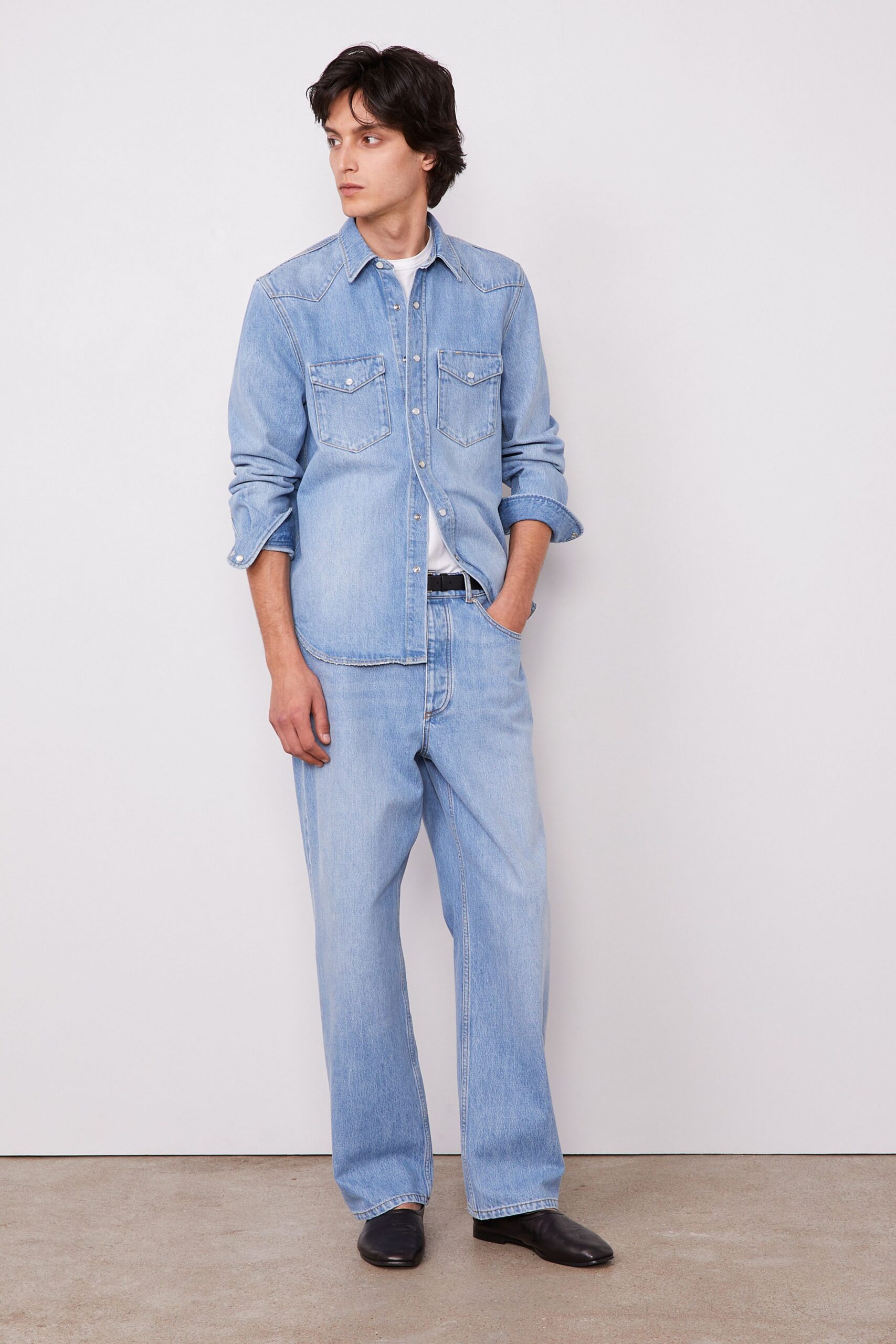 blue denim long-sleeve collared relaxed shirt