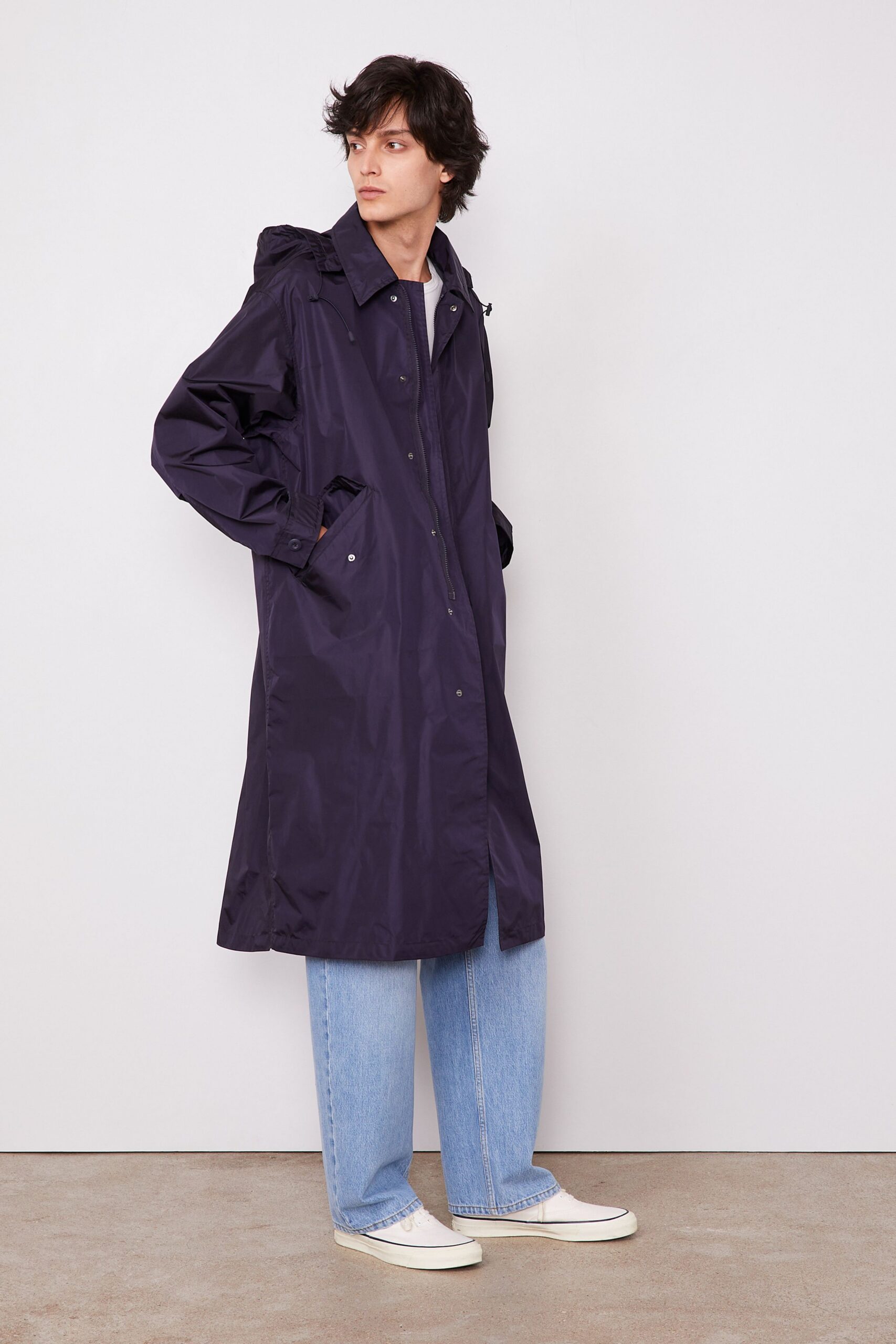 purple vinyl long-sleeve collared relaxed zippered pockets coat