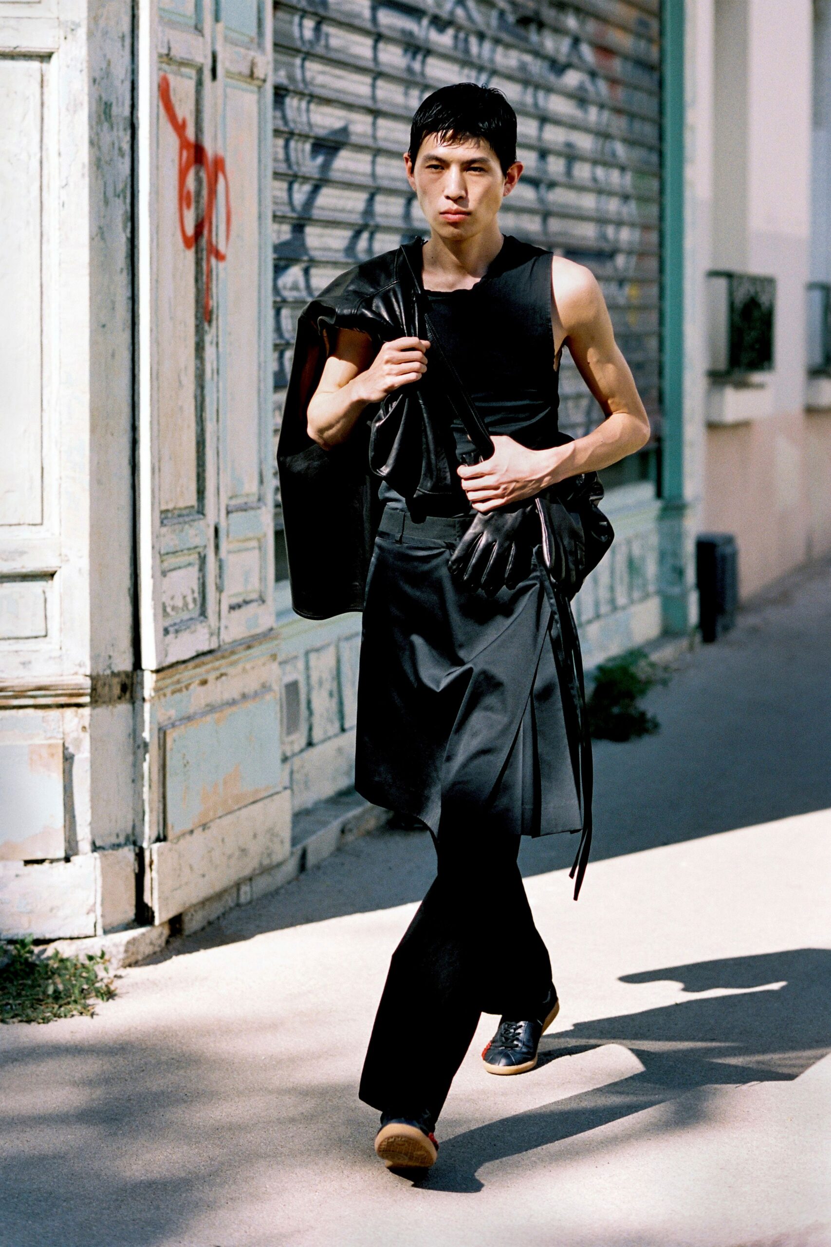 black leather gloves